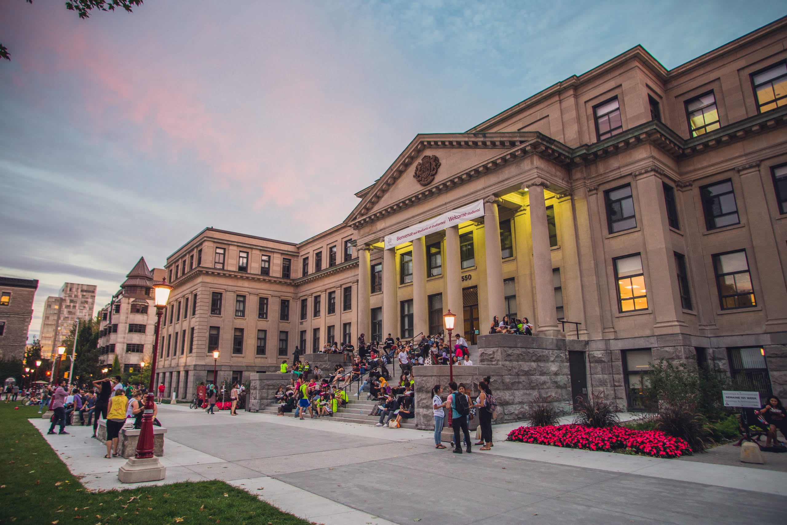 The University of Ottawa is only steps away!