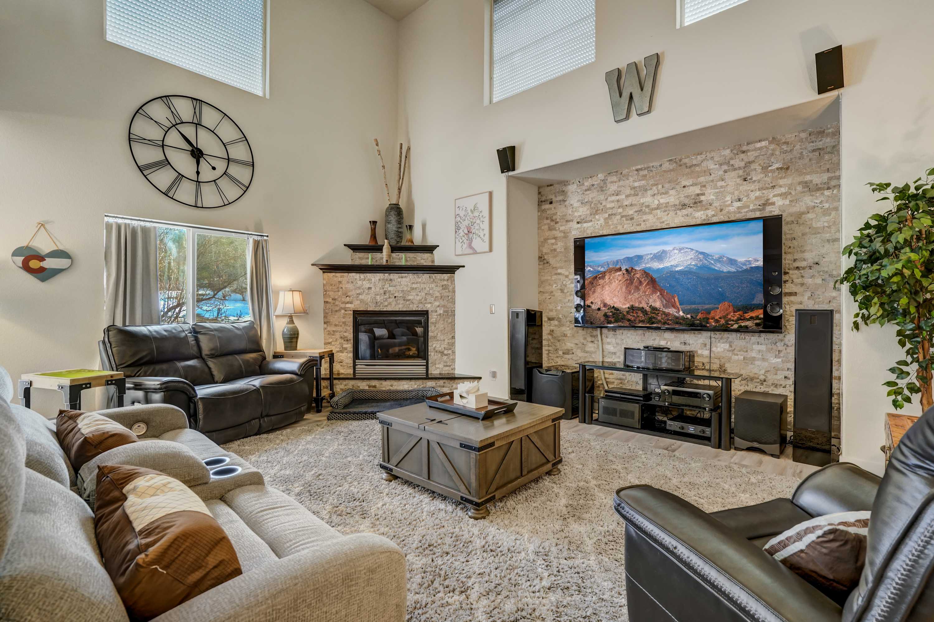 Monument Gym| Trails & Lake |Dog Friendly, Hot Tub — Monument, CO — vacation rental