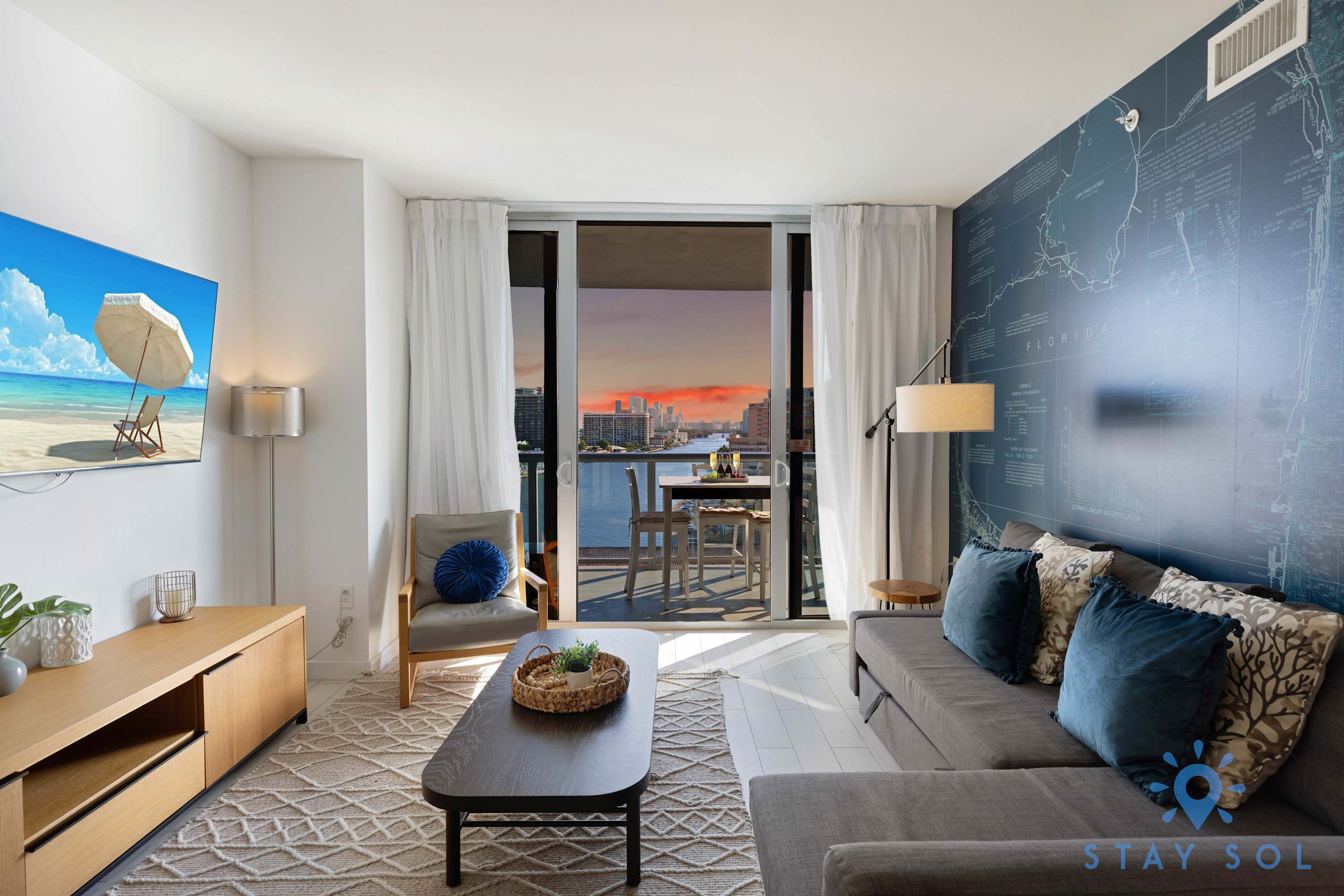 Spectacular Apt Retreat, Balcony, Resort Amenities — Hallandale Beach, FL — vacation rental