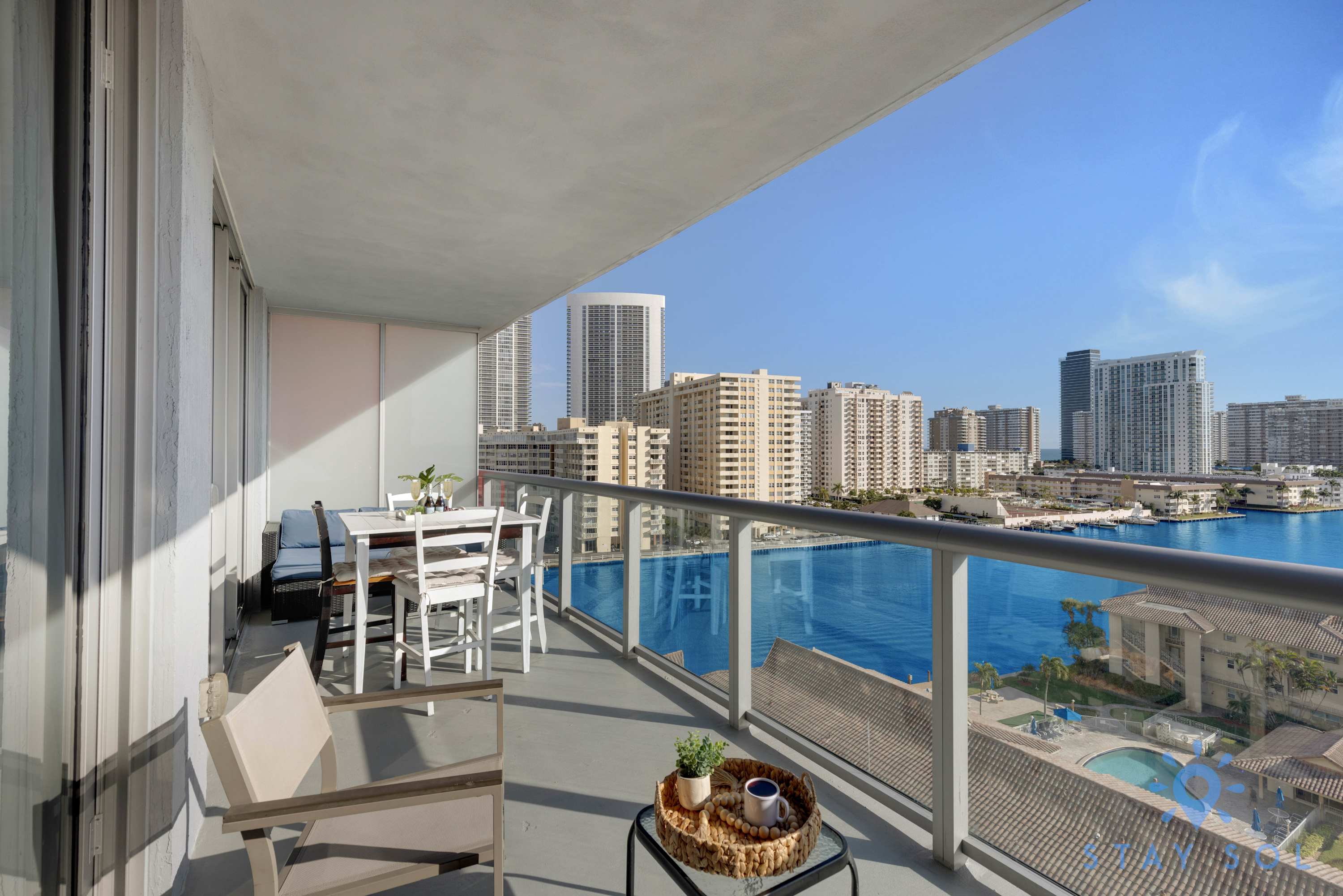 Stunning Views | Designed Luxe | Resort Stay