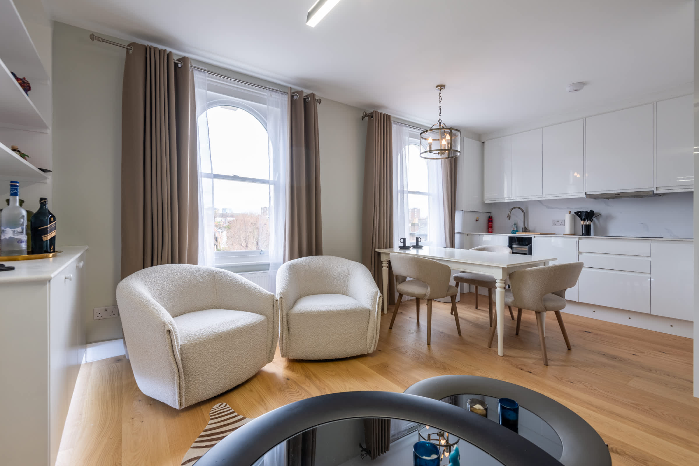 Elegant Designer Apartment on Abbey Road St Johns Wood in London — photo 3