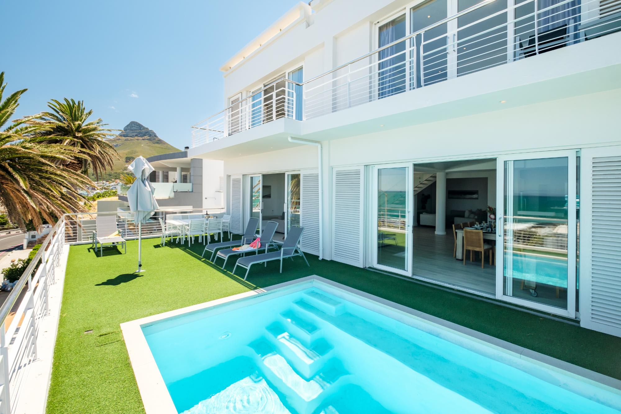 Camps Bay Villa w Views Pool Sapphire Tide Retreat