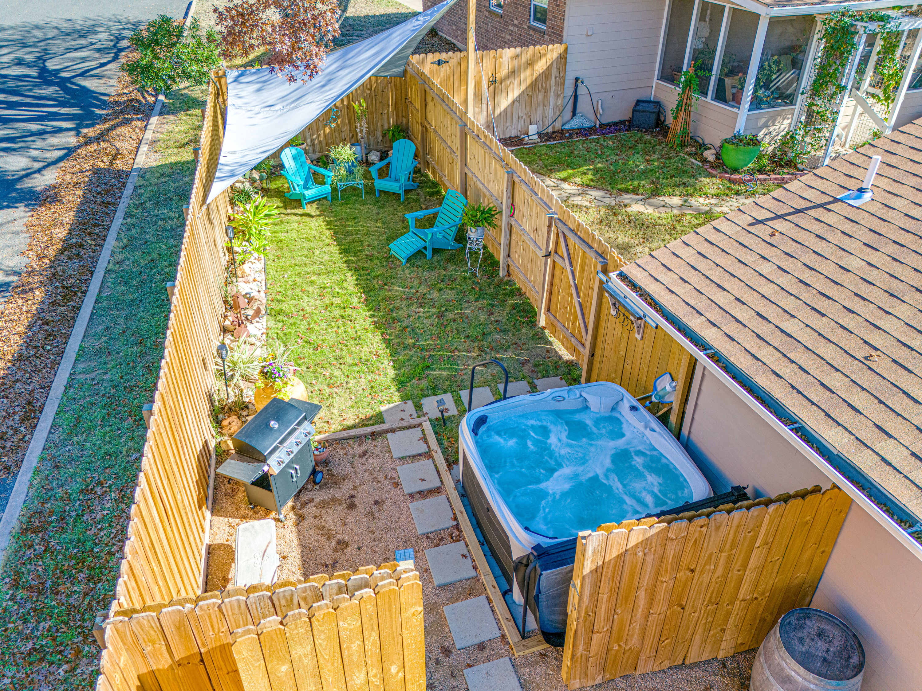 Cross Mountain Cottage - Cozy Retreat with Hot Tub — Fredericksburg, TX — vacation rental