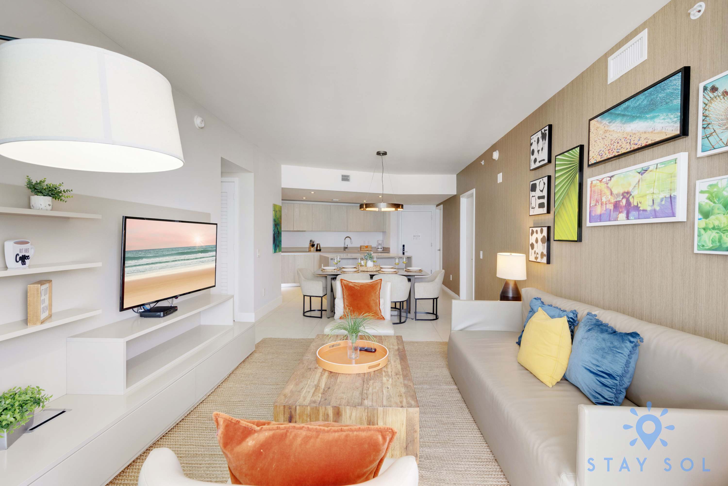 Apt with Balcony - Ocean Views & Resort Pool