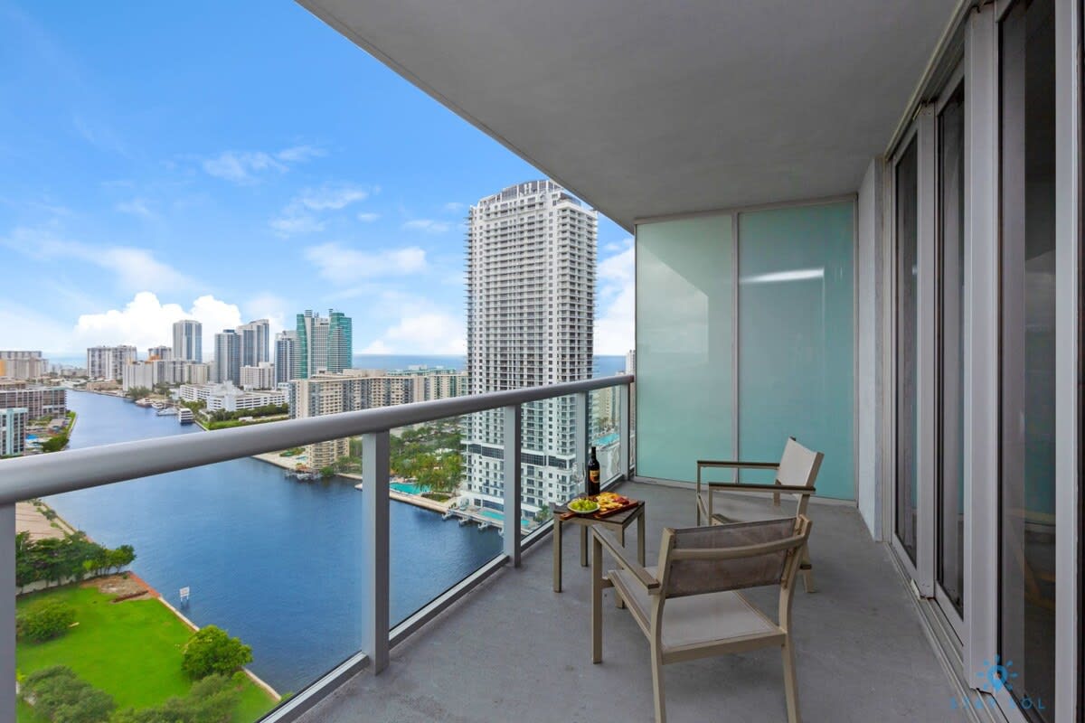 1 BR Apt -  Great pool & Amenities - Foto 1