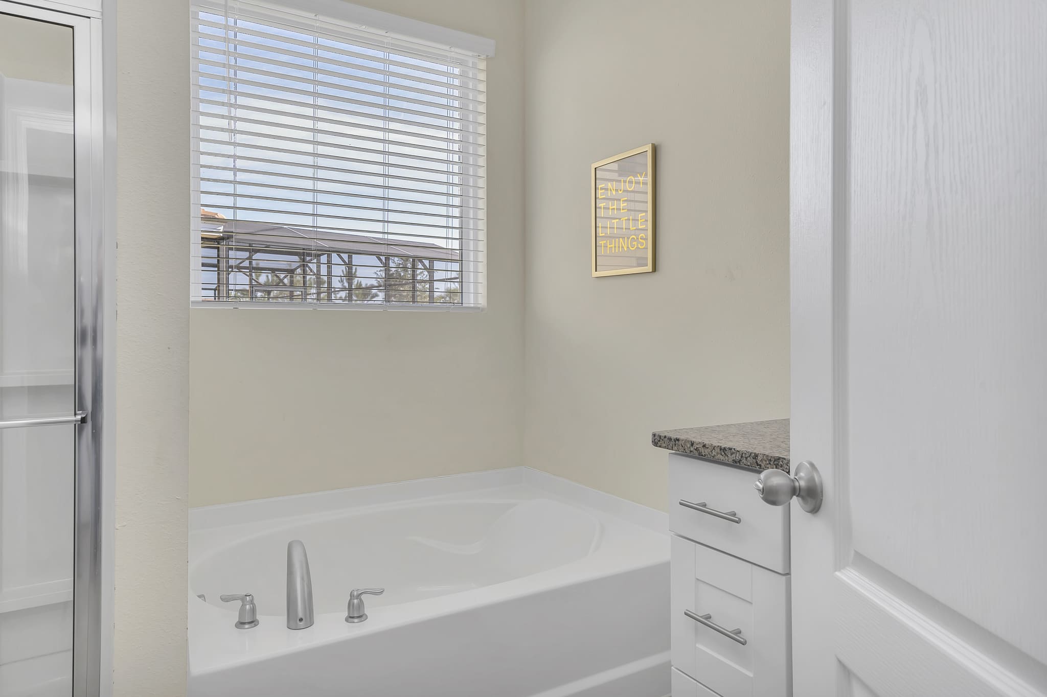 Private Pool Villa with Hot Tub! 14 MI to Disney