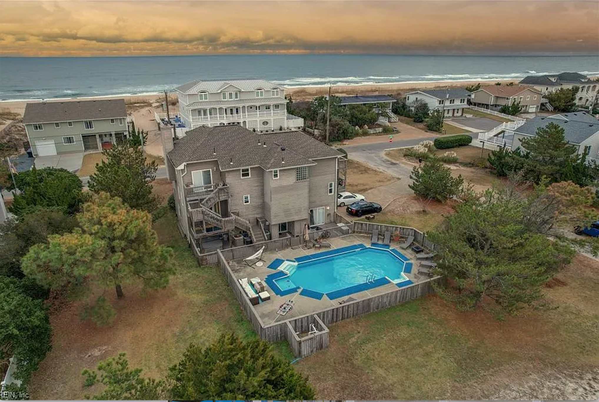 Sojourn Ocean Dreams Sleeps 18+ — Virginia Beach, VA — vacation rental