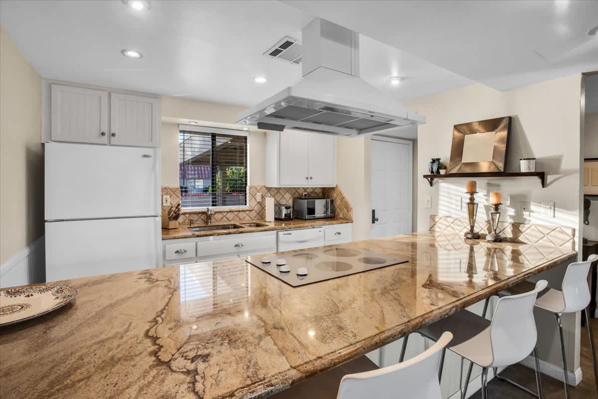 PD Resorter, 2BR with Golf course views! - Photo 3