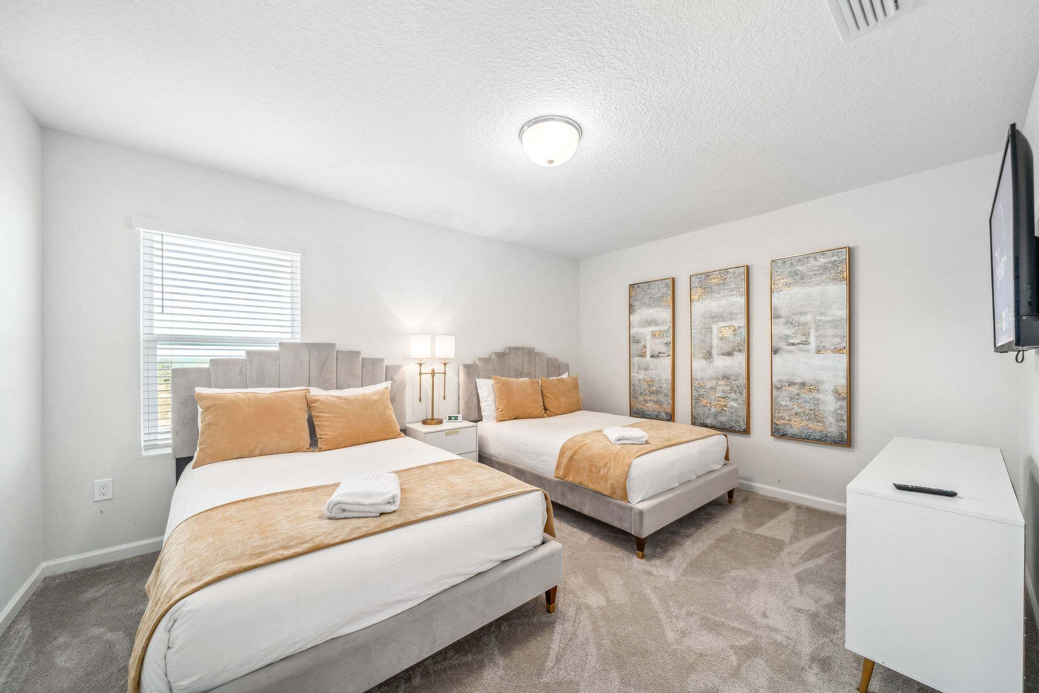 Brand NEW Eden Gardens Community! Luxury KOSHER Villa-w/ Heated Pool! + 12 MI to Disney!