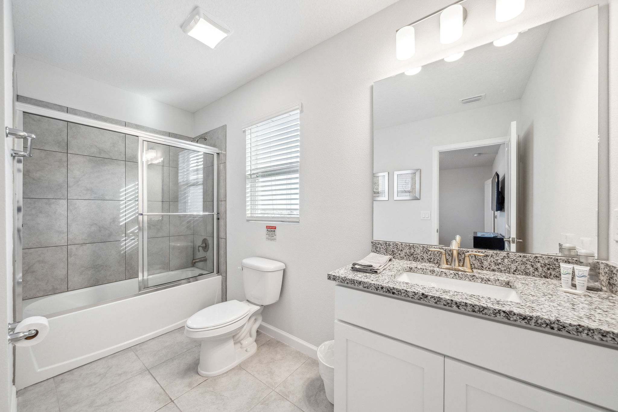 Brand NEW Eden Gardens Community! Luxury KOSHER Villa-w/ Heated Pool! + 12 MI to Disney!