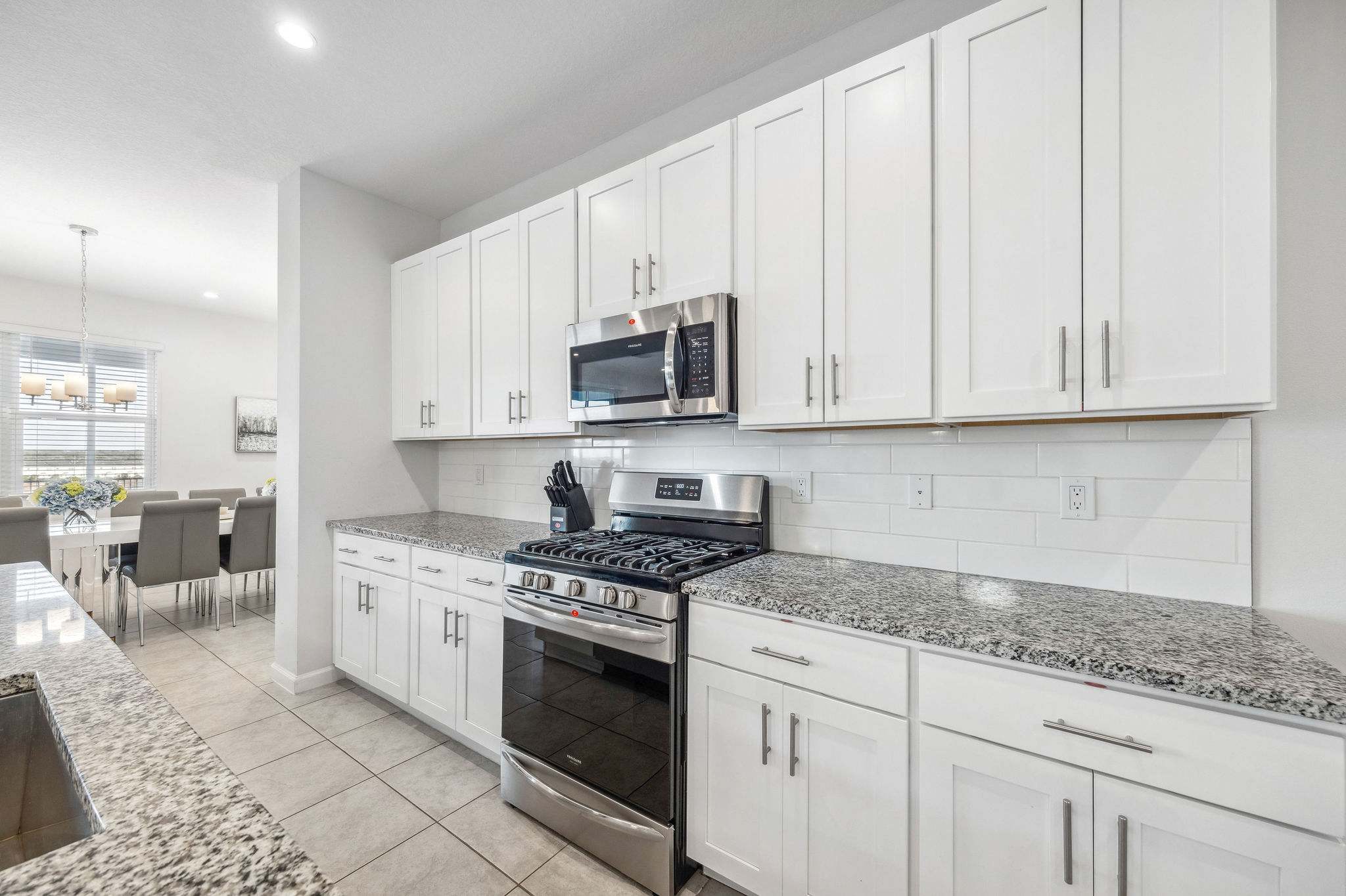 Brand NEW Eden Gardens Community! Luxury KOSHER Villa-w/ Heated Pool! + 12 MI to Disney!