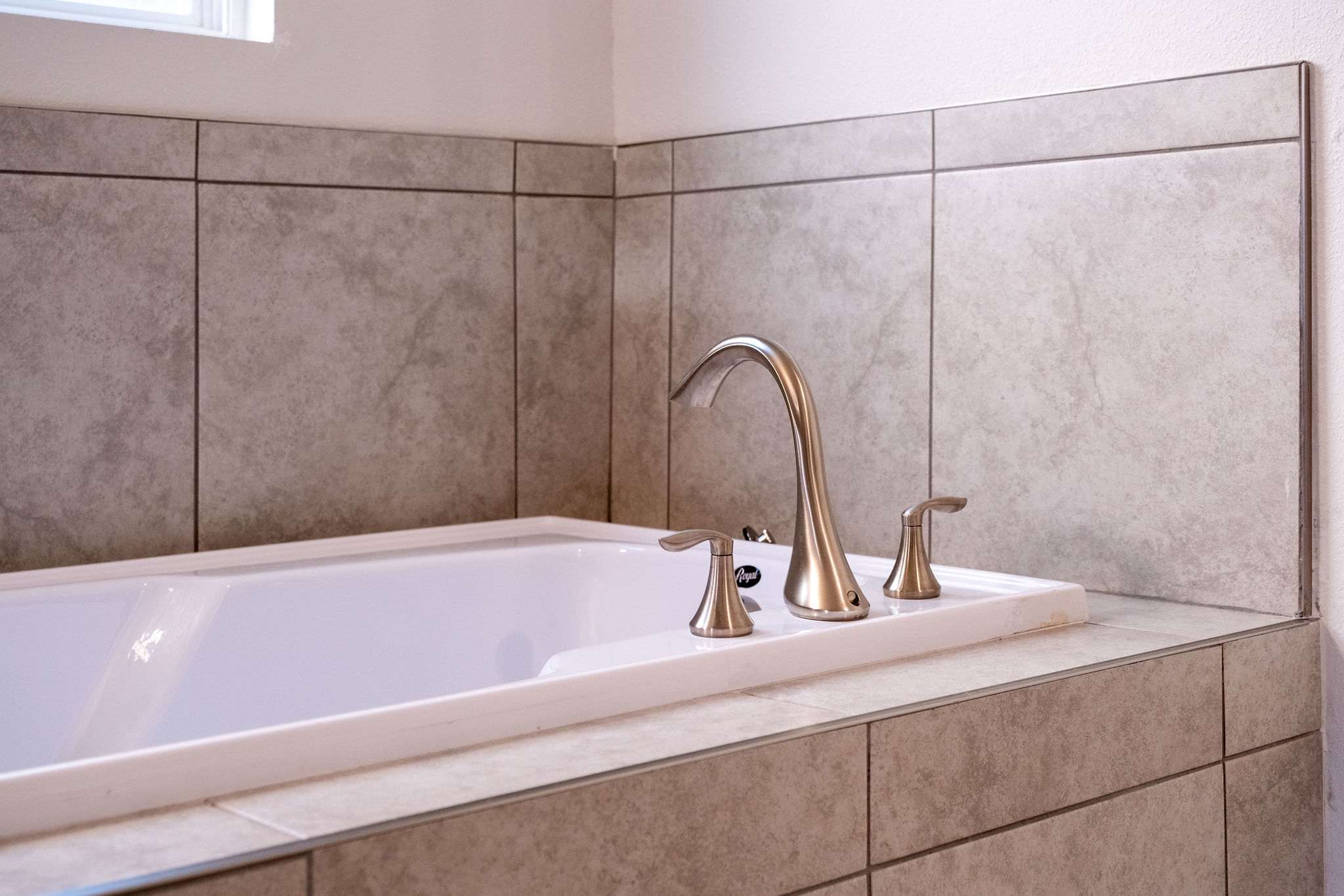 Brand NEW Eden Gardens Community! Luxury KOSHER Villa-w/ Heated Pool! + 12 MI to Disney!