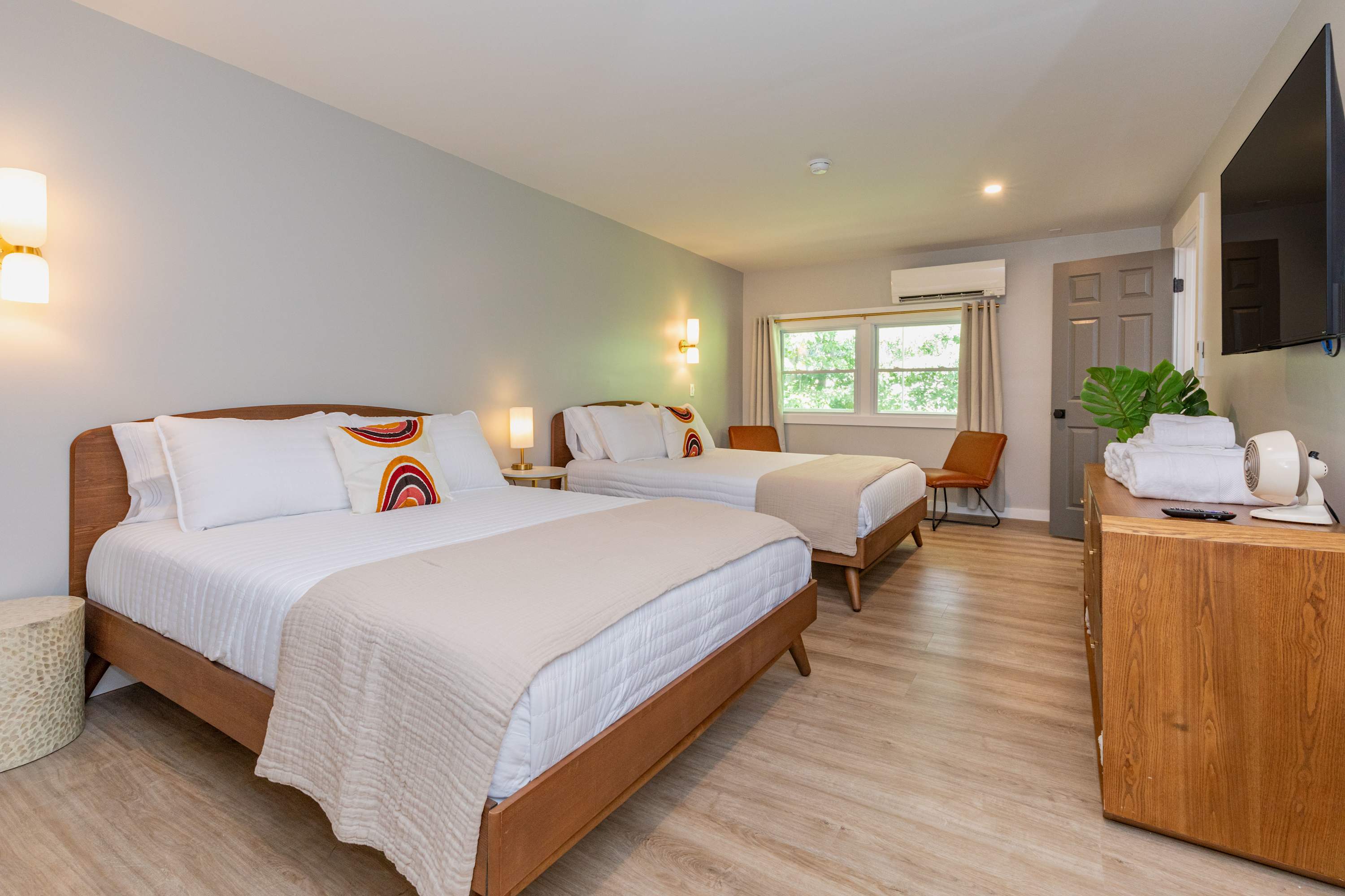 Maple Deluxe Double Queen Suite at The Dogwood — Maggie Valley, NC — vacation rental