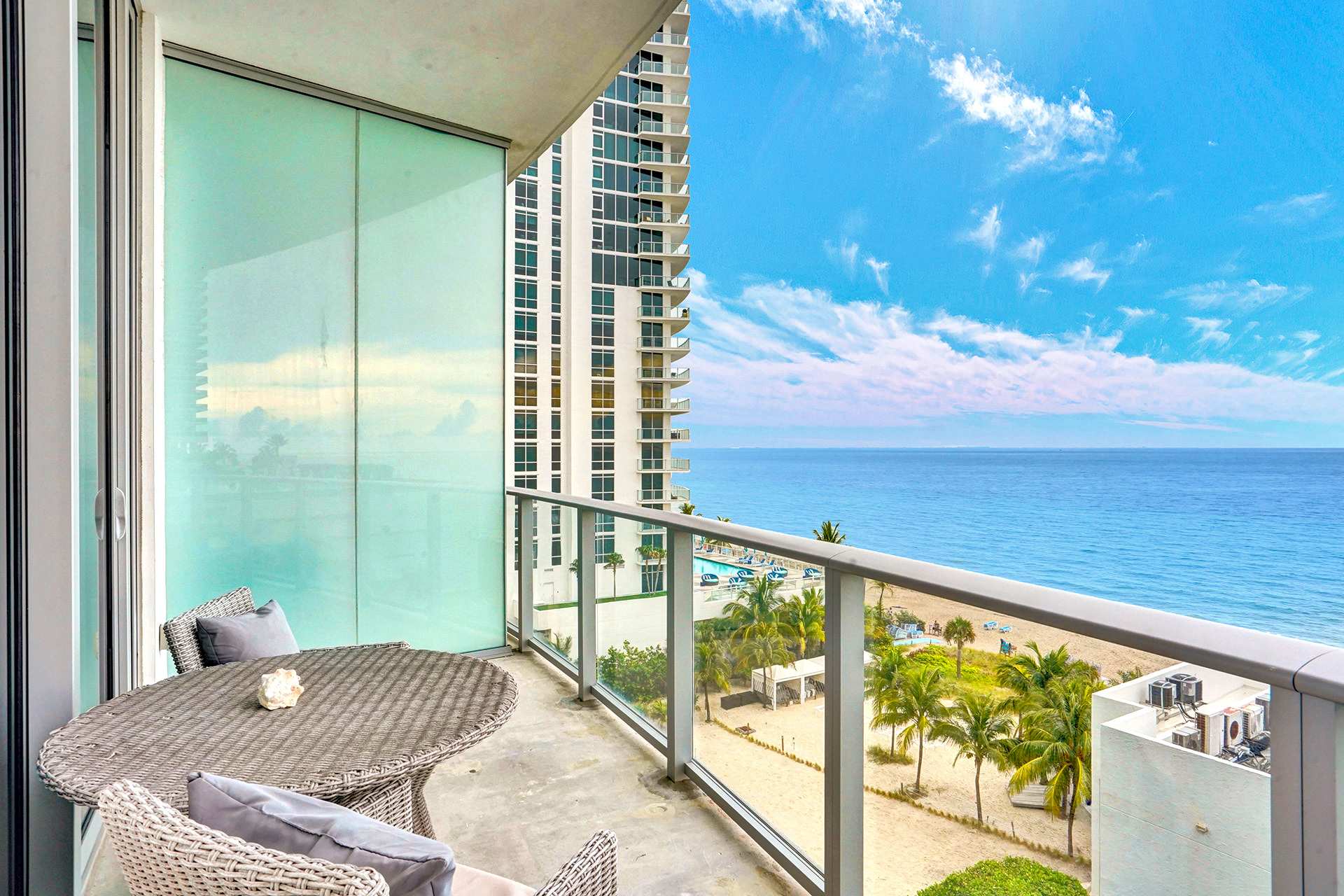 The Resort That You Need in This Spectacular Condo