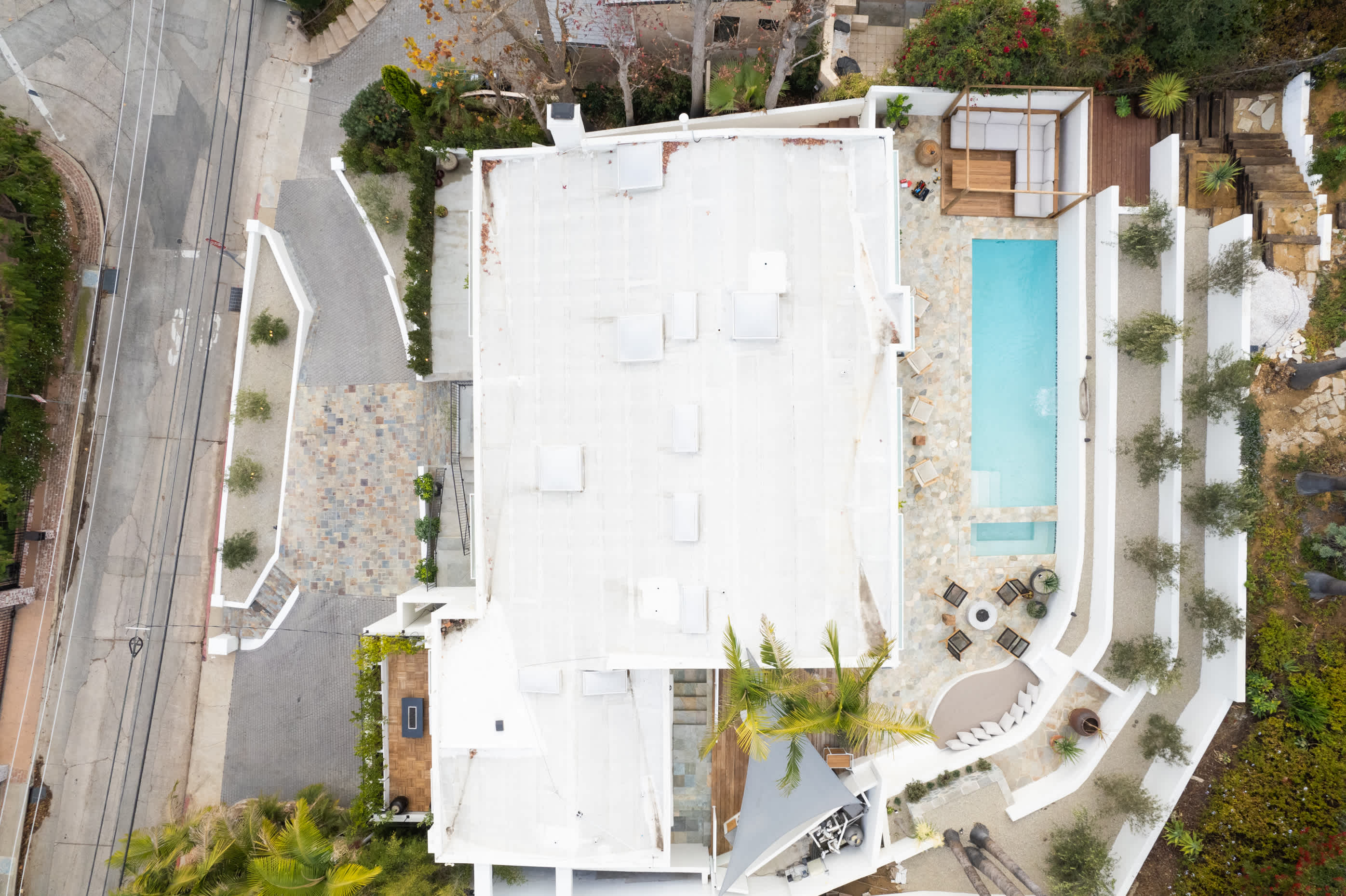 An iconic retreat offering a seamless connection between luxury and landscape.