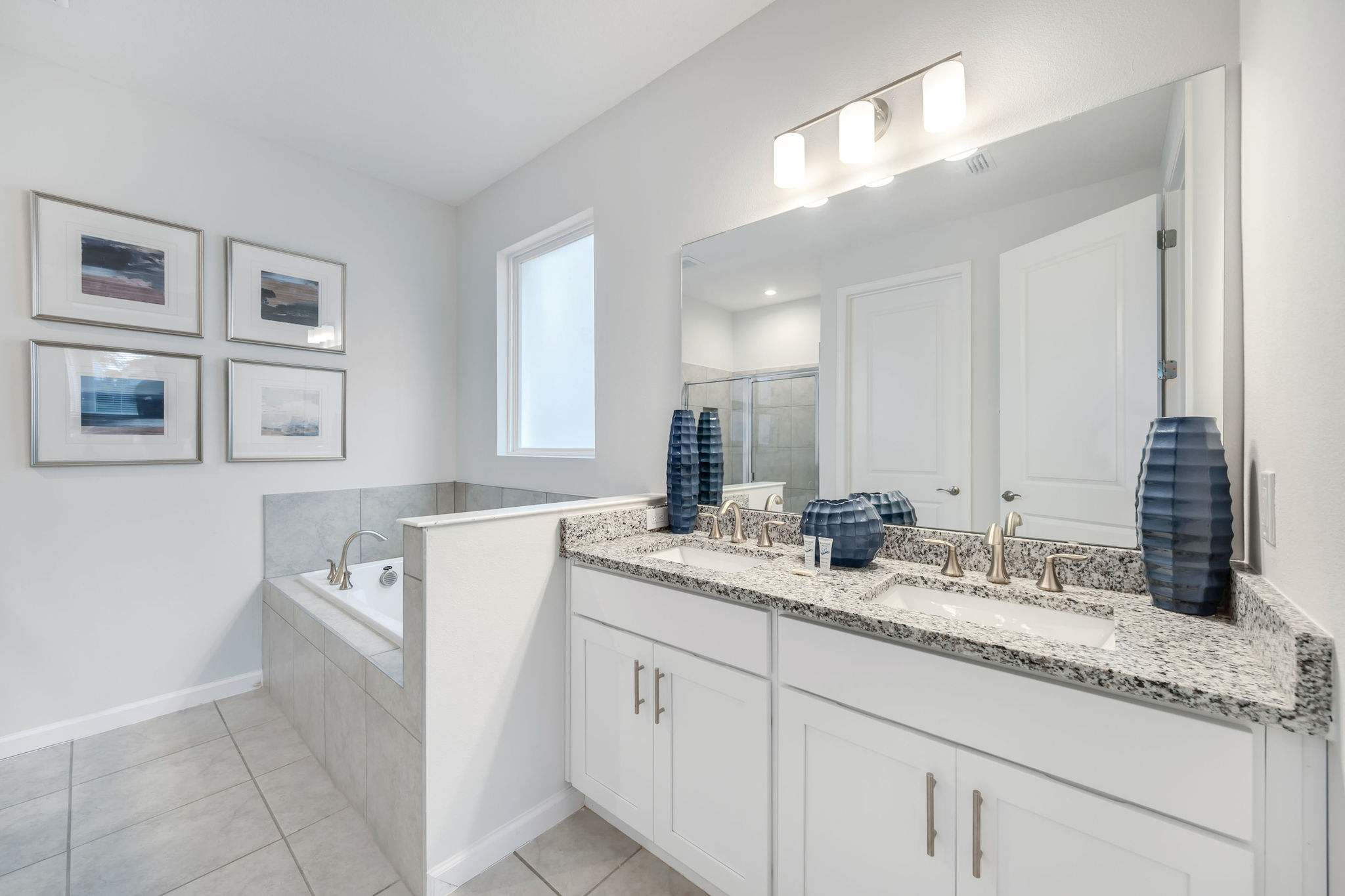 Brand NEW Eden Gardens Community! Luxury KOSHER Villa-w/ Heated Pool! + 12 MI to Disney!