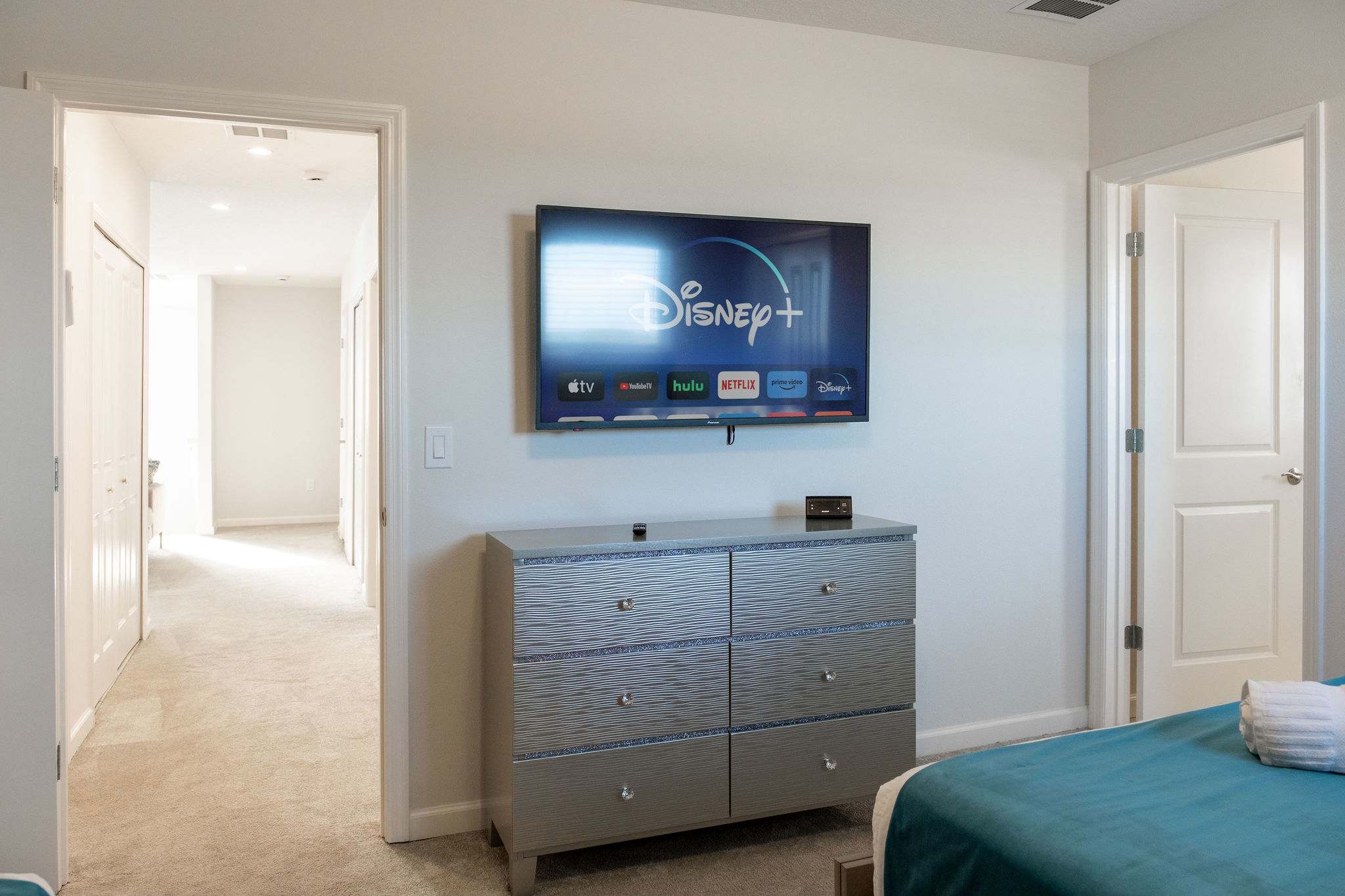 Brand NEW Eden Gardens Community! Luxury KOSHER Villa-w/ Heated Pool! + 12 MI to Disney!