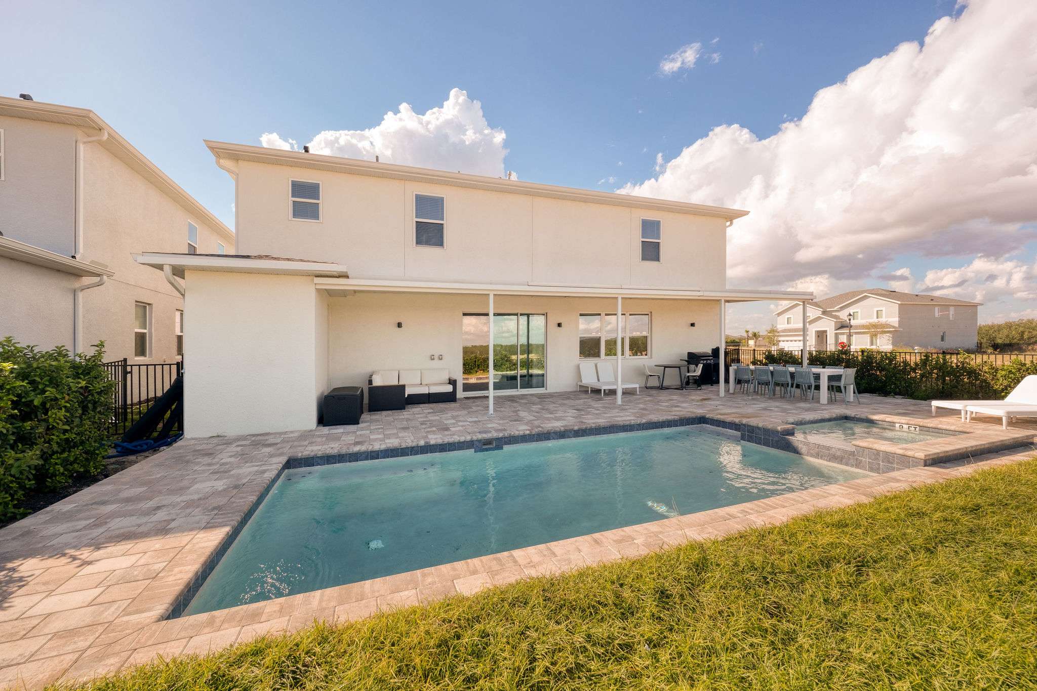 Brand NEW Eden Gardens Community! Luxury KOSHER Villa-w/ Heated Pool! + 12 MI to Disney!