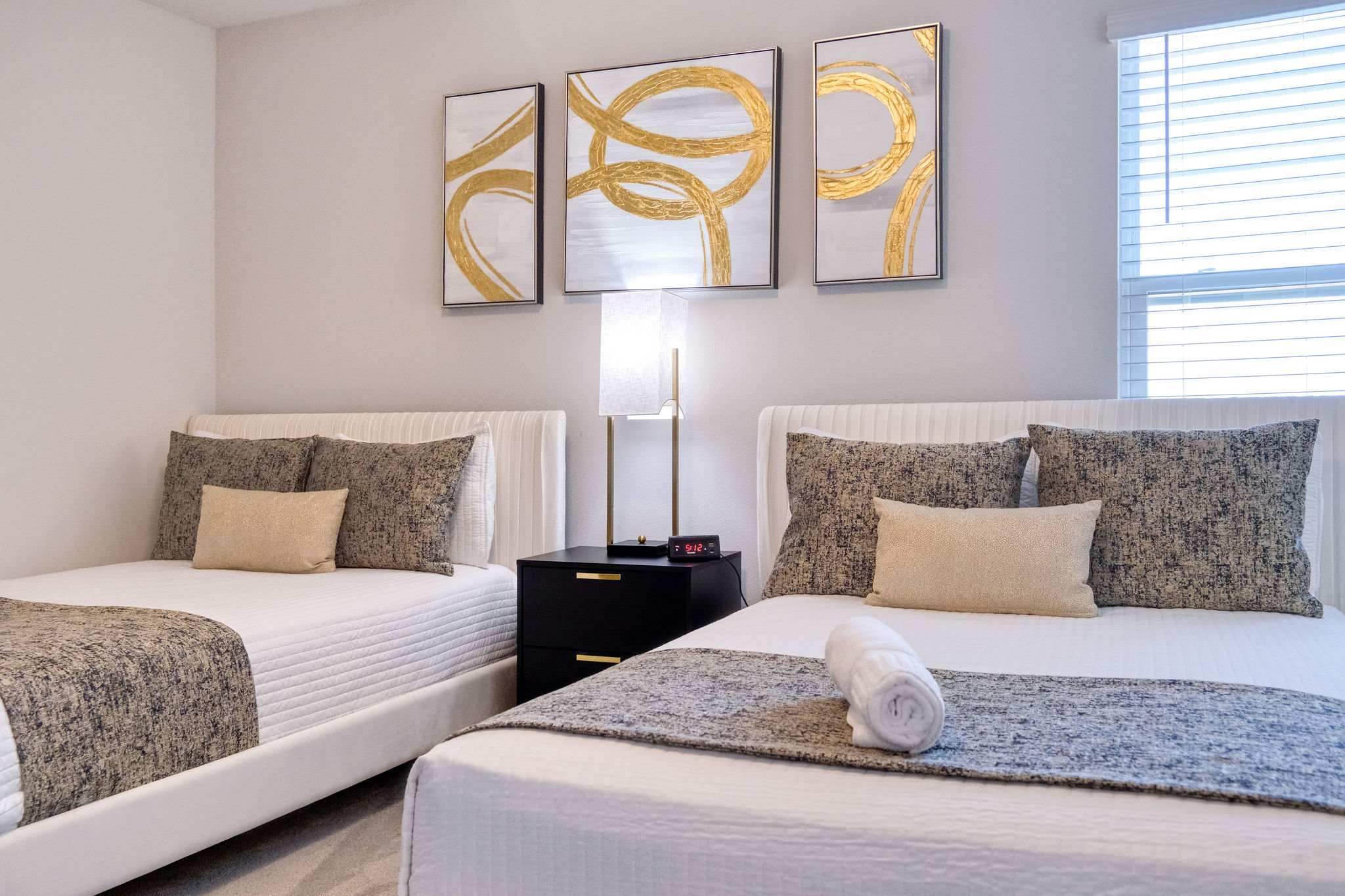 Brand NEW Eden Gardens Community! Luxury KOSHER Villa-w/ Heated Pool! + 12 MI to Disney!