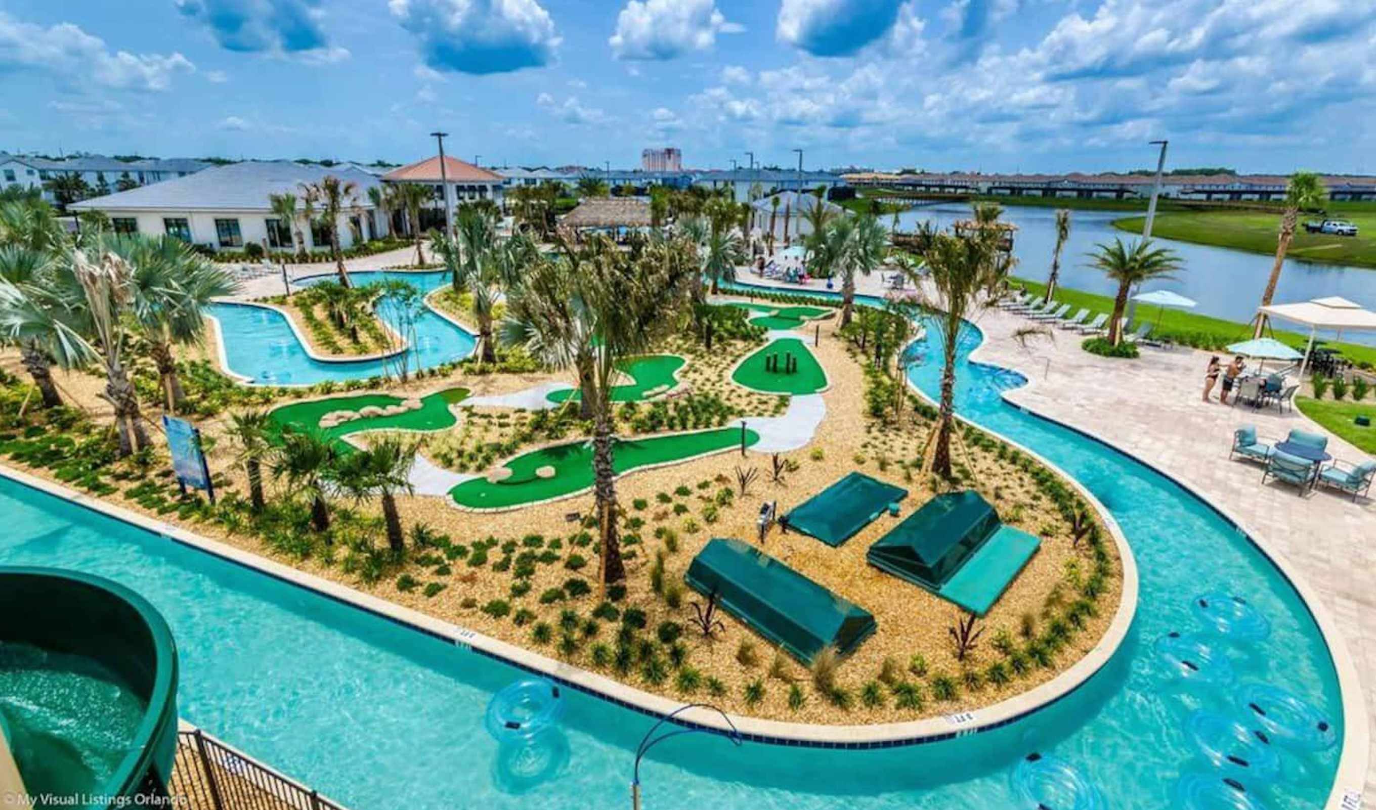 Spacious home w/private pool & BBQ near Disney