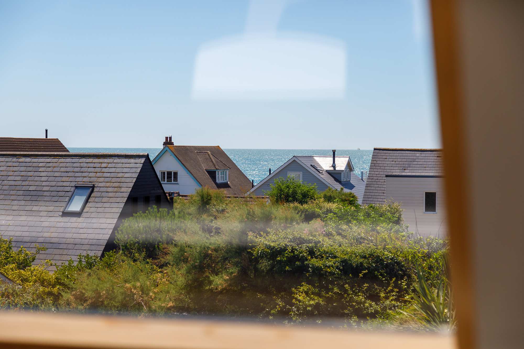 Gorgeous home for 12 – Walk to Beach – Sea View