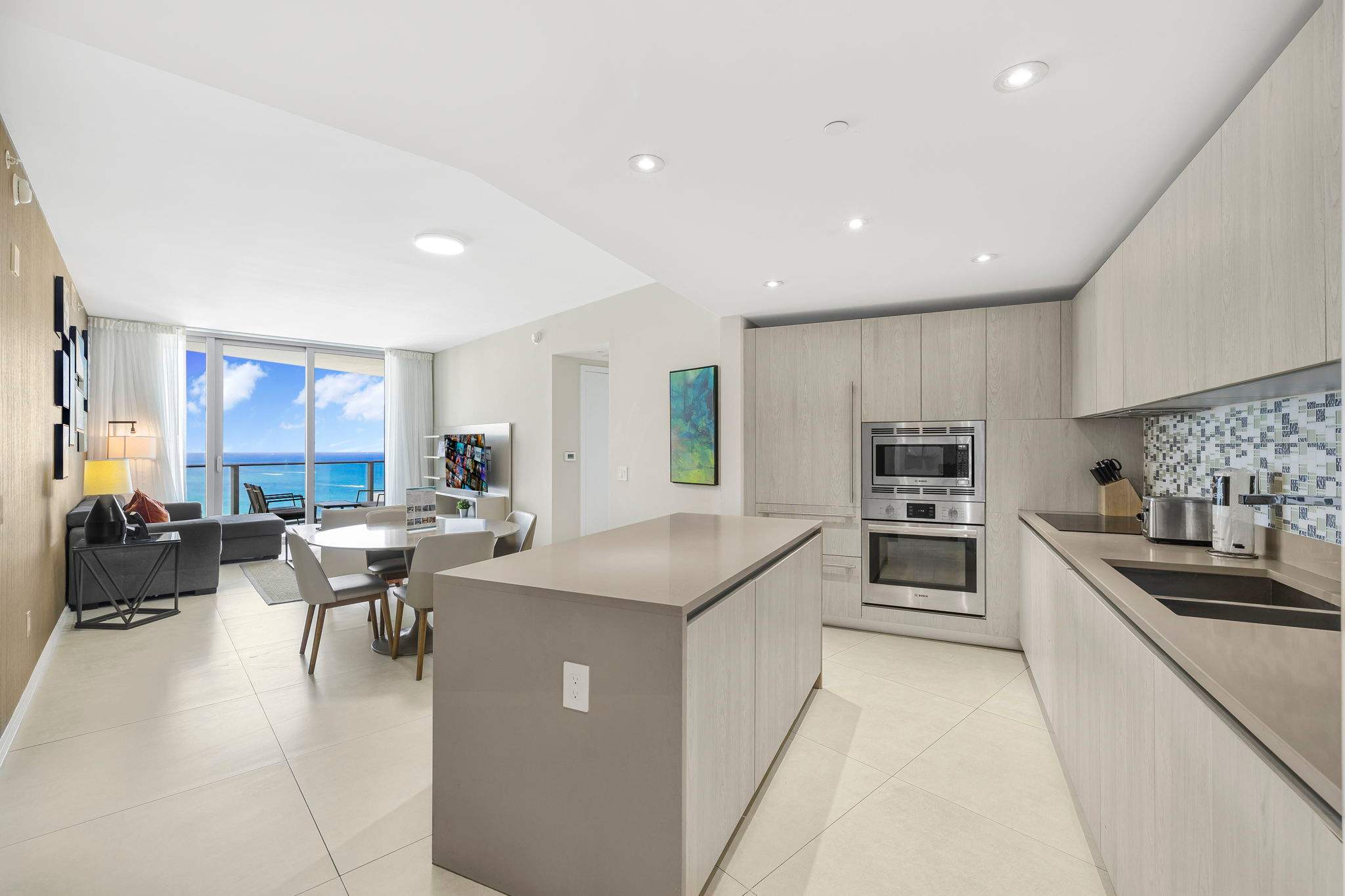 2BR + Pool | Sleeps 6 | Miami Stadium World Cup