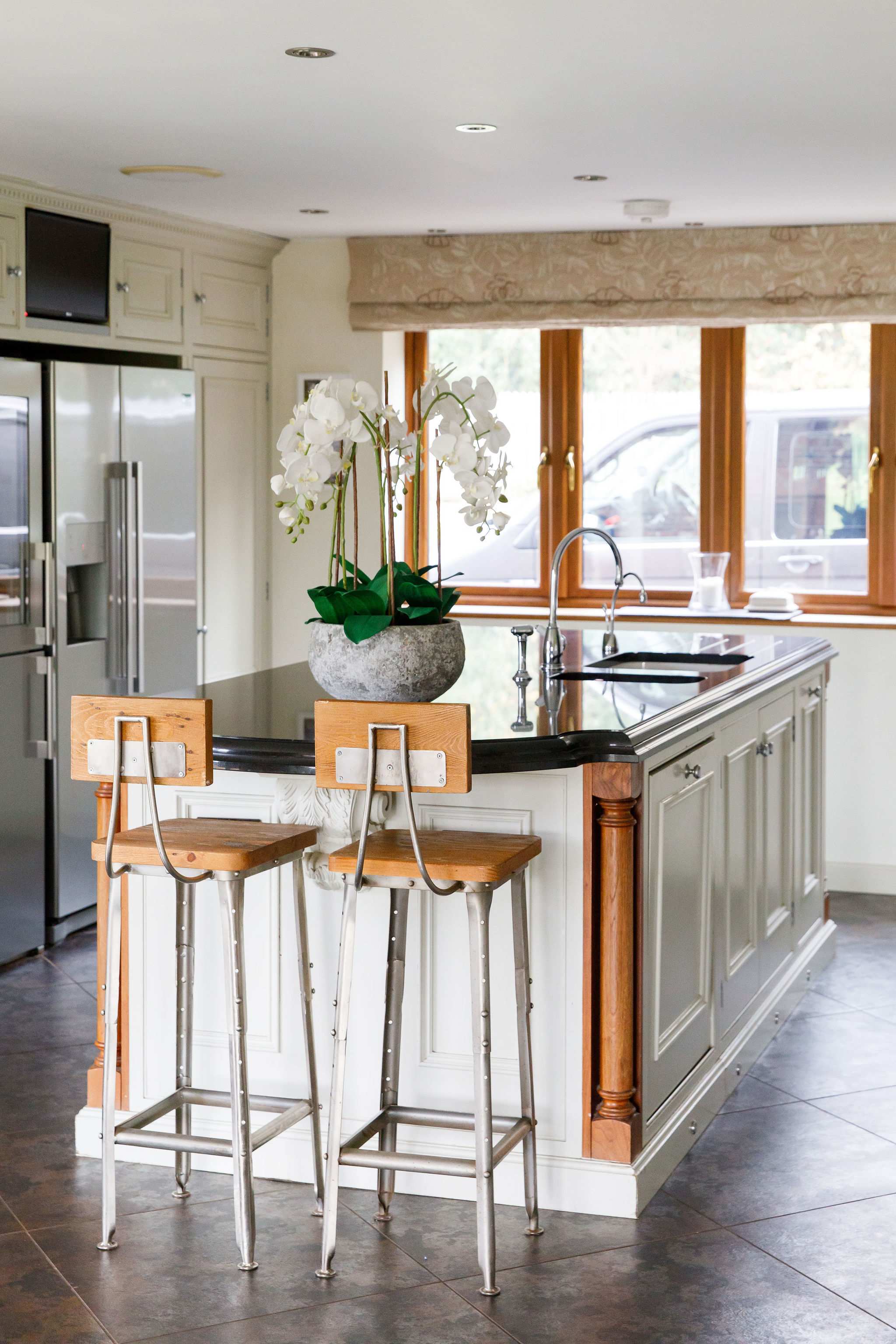 The central island is perfect for morning coffee or evening drink while dinner is cooking.