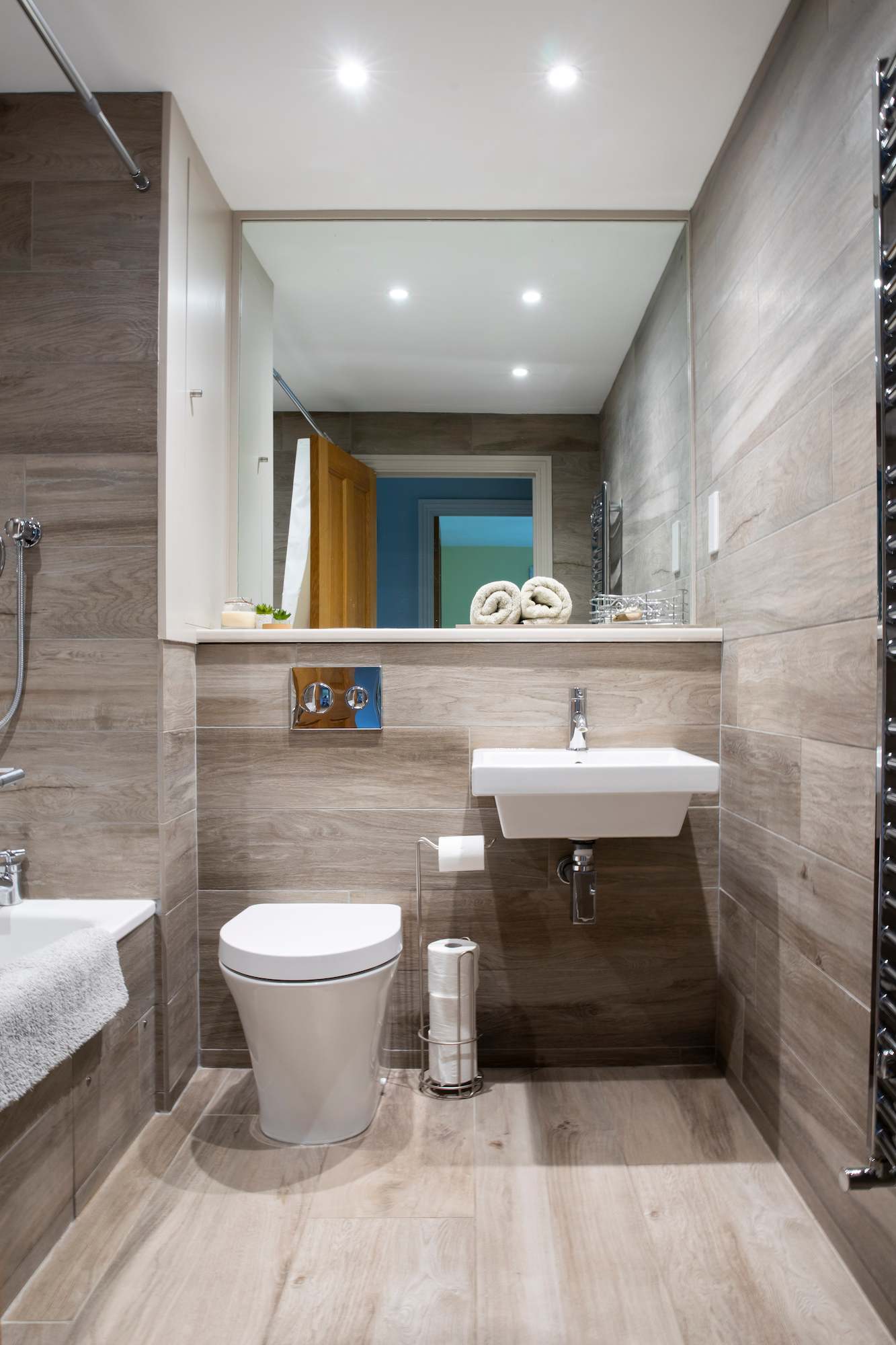 Modern family bathroom