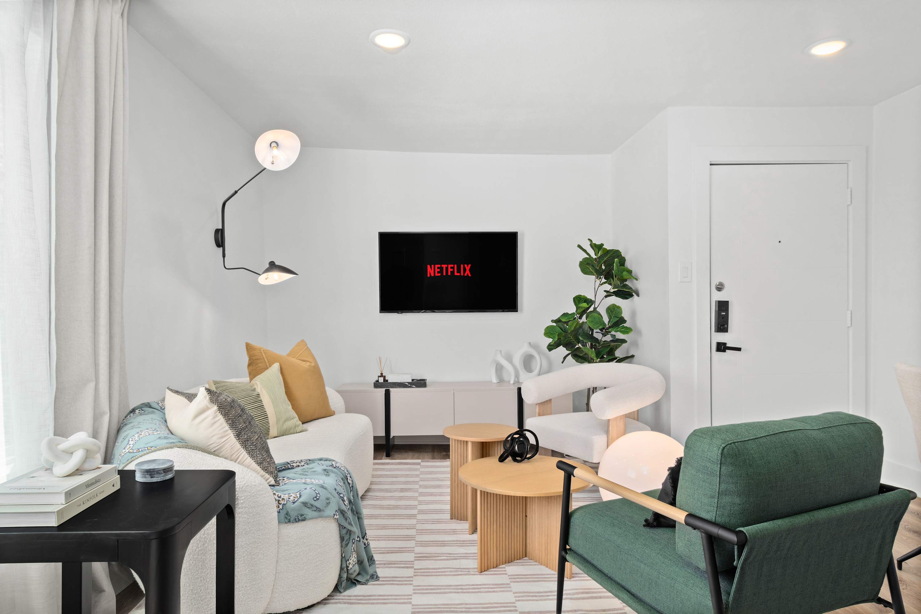 Modern, Convenient & Cozy - Your “Peak” Getaway! — Dallas, TX — vacation rental