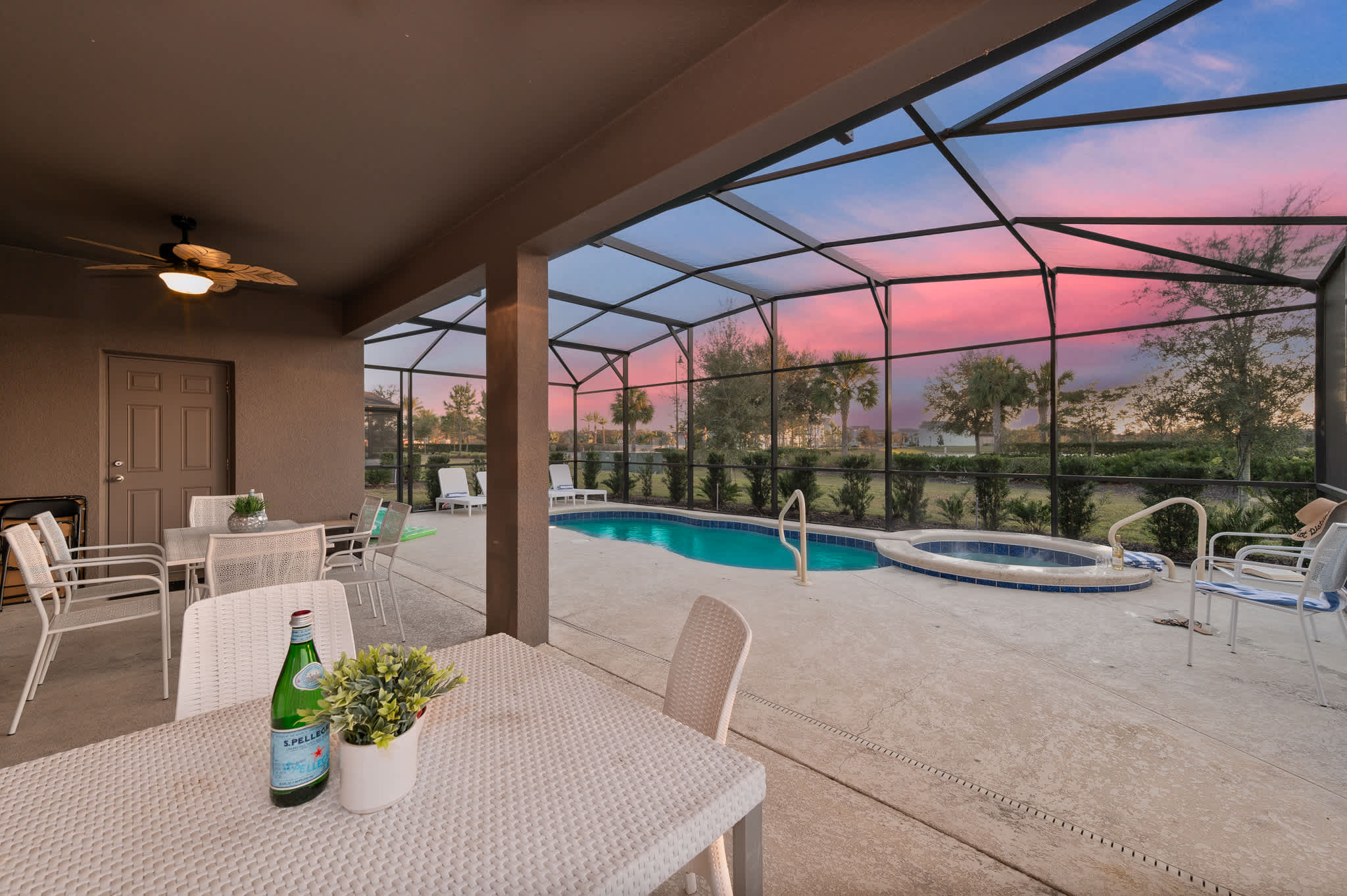 Private Pool Villa with Hot Tub! 14 MI to Disney