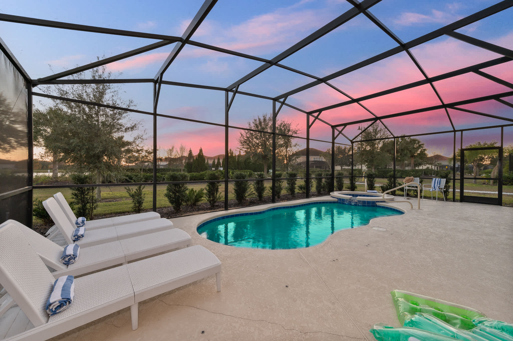 Private Pool Villa with Hot Tub! 14 MI to Disney