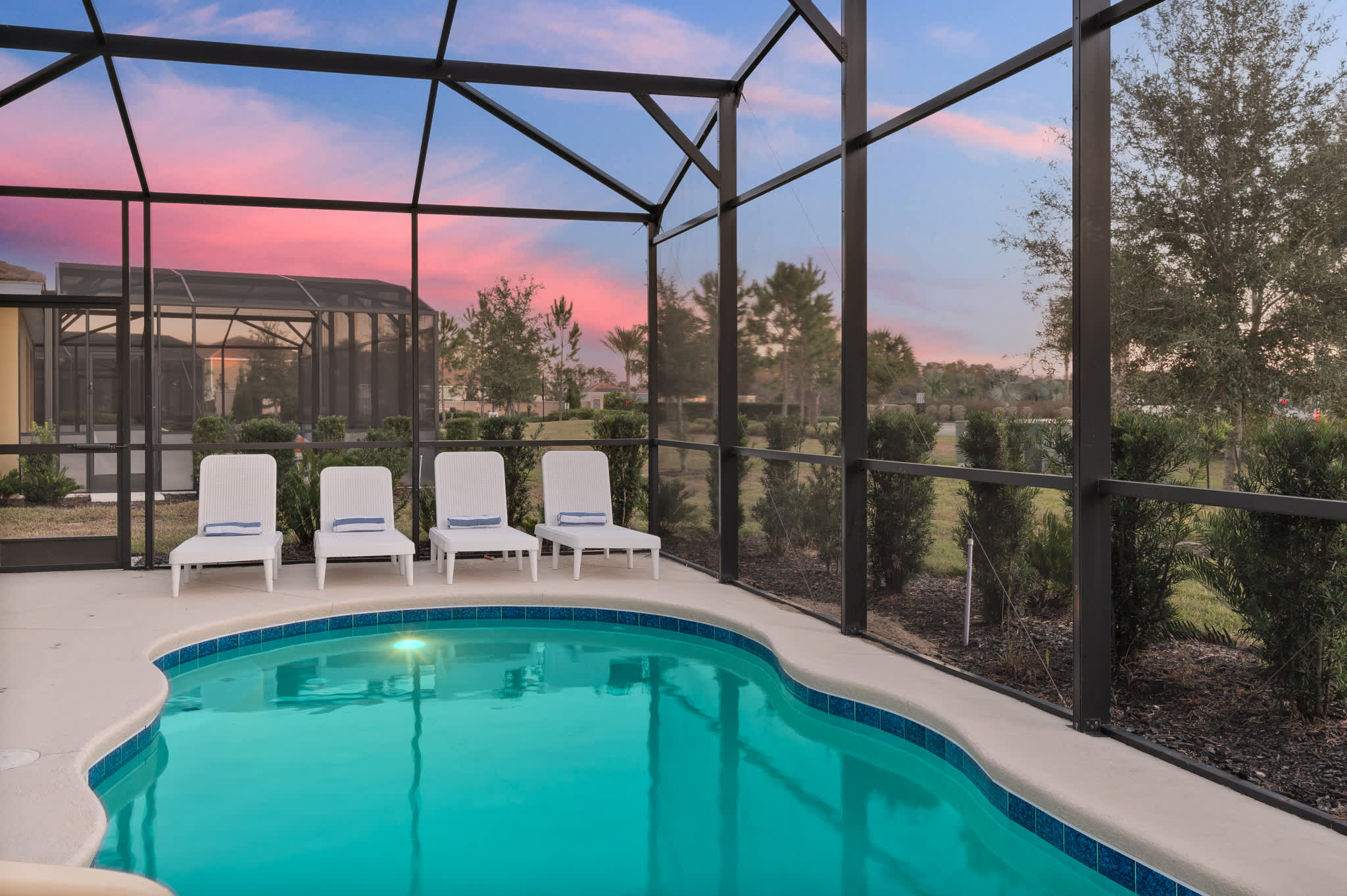 Private Pool Villa with Hot Tub! 14 MI to Disney