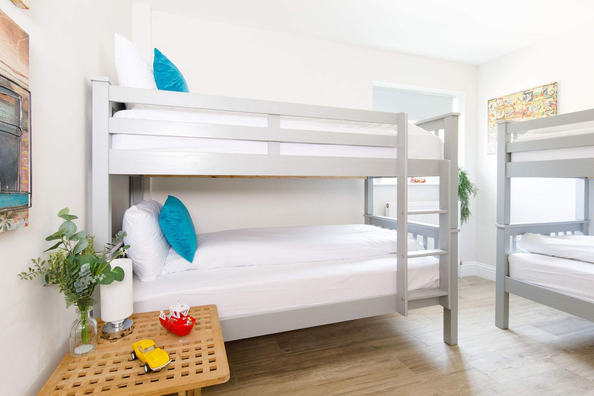 The children's room has 2 x bunk beds to sleep up to 4 children (not suitable for adults).