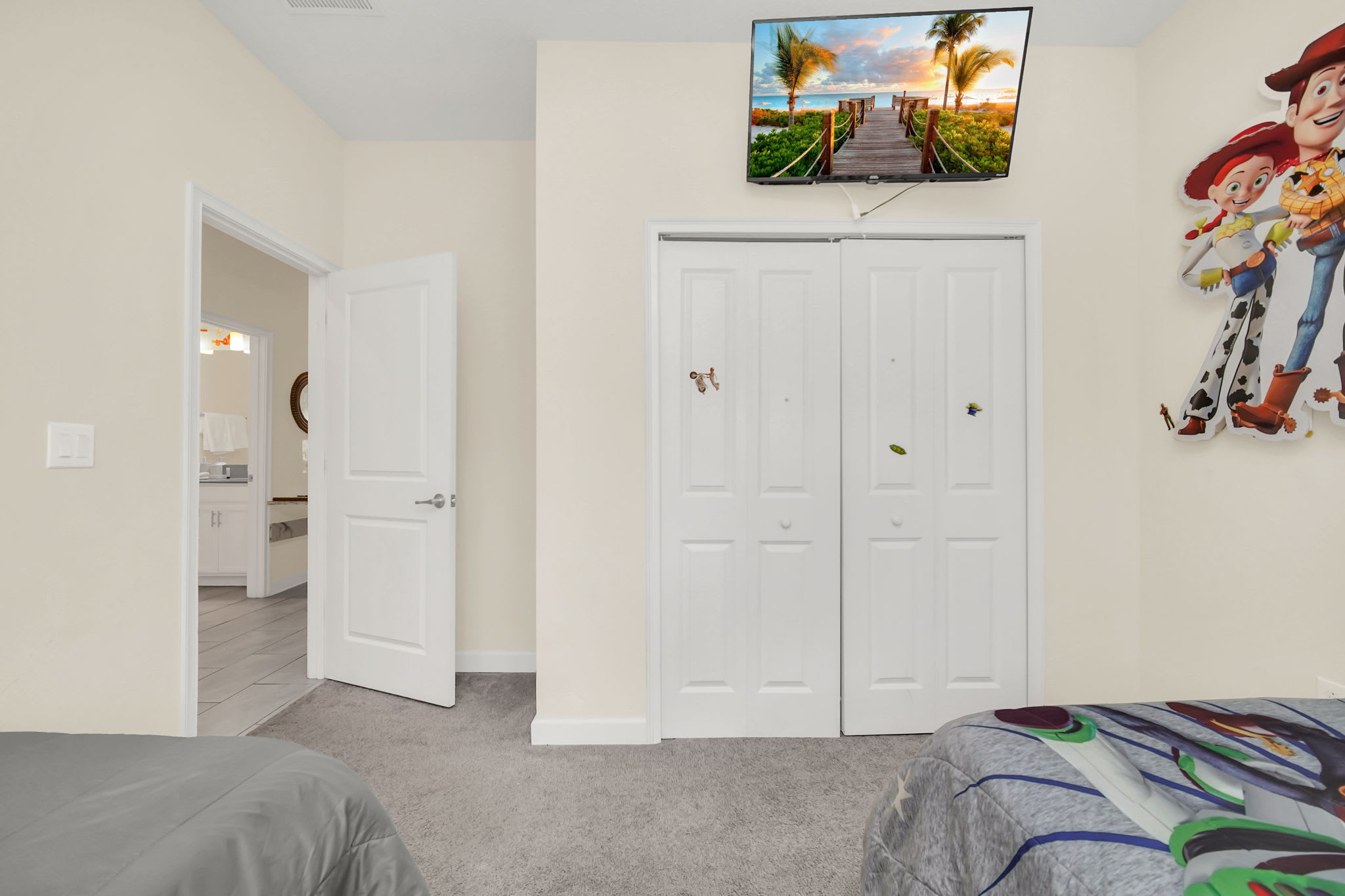 Villa mins to Disney w/ Private Pool Free Wtr Pk