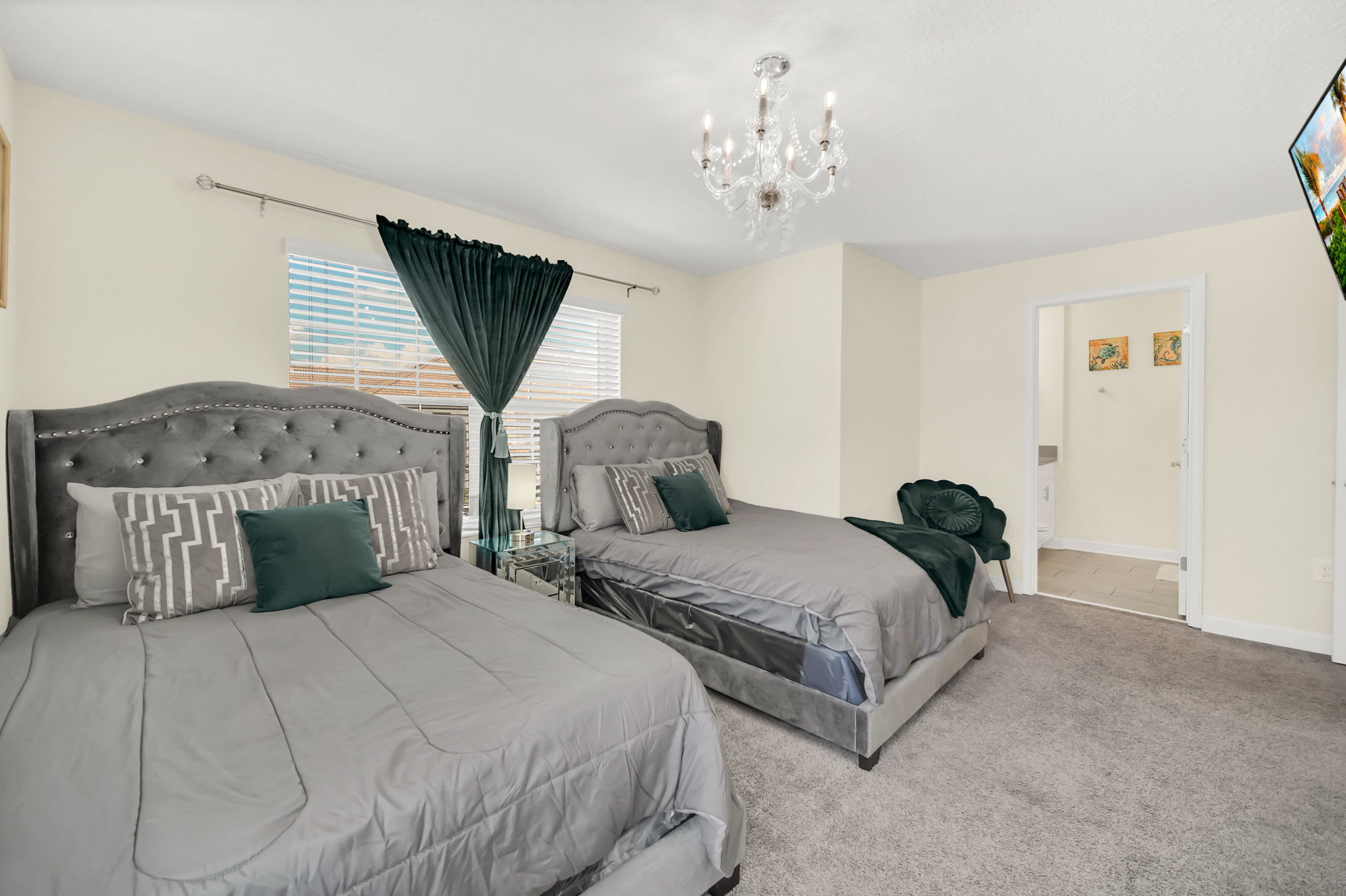 Villa mins to Disney w/ Private Pool Free Wtr Pk