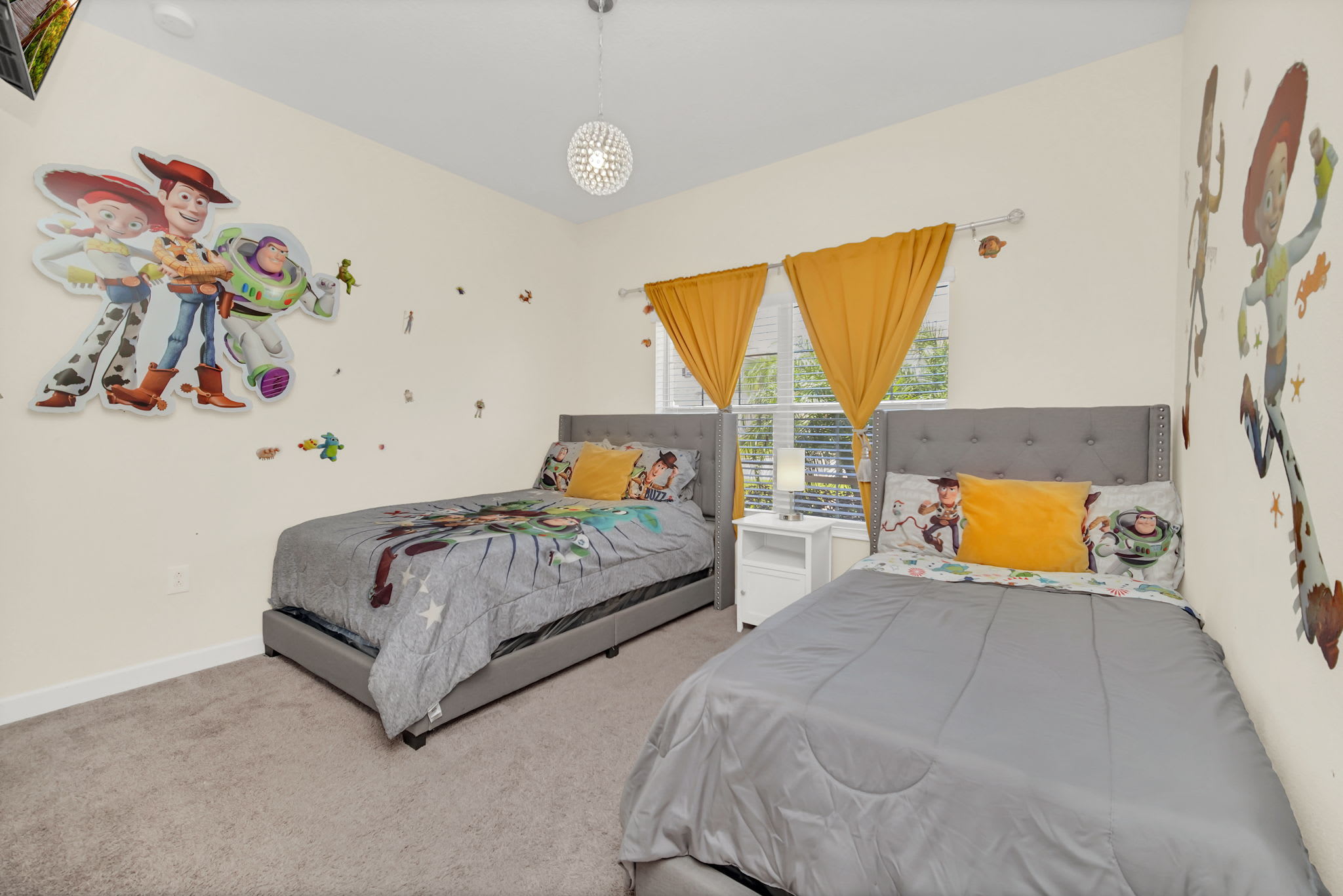 Villa mins to Disney w/ Private Pool Free Wtr Pk