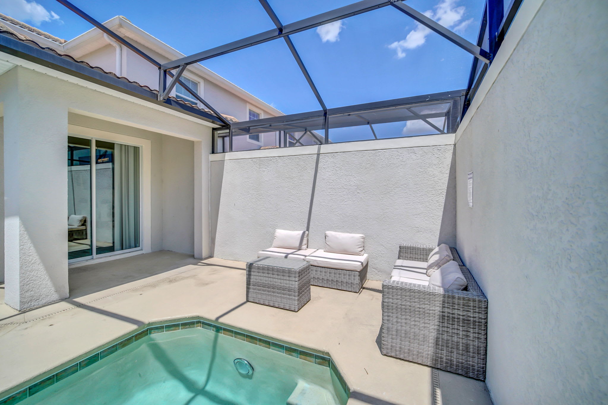 Villa mins to Disney w/ Private Pool Free Wtr Pk