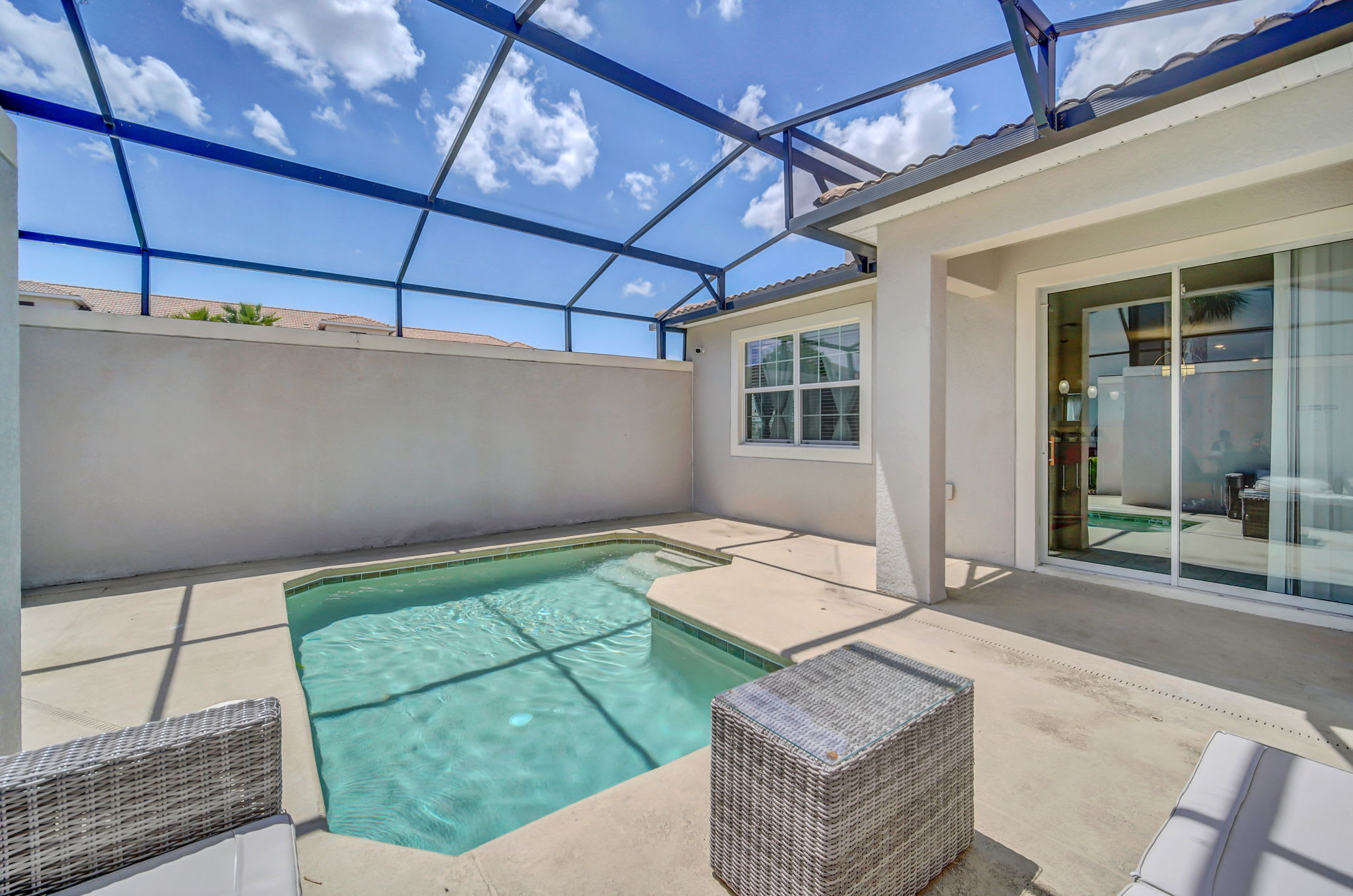 Villa mins to Disney w/ Private Pool Free Wtr Pk