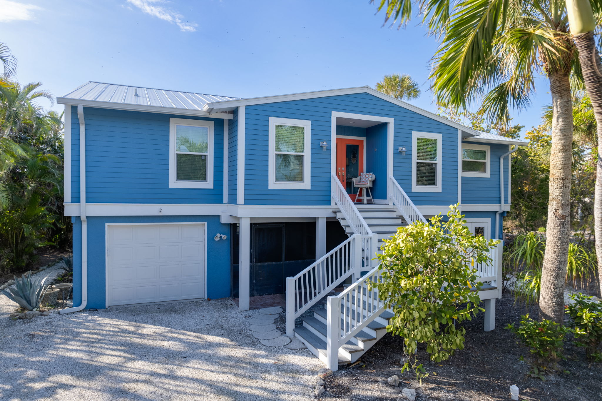 Cardium Dream - Charming Bungalow with Pool, Steps to Beach — Sanibel, FL — vacation rental