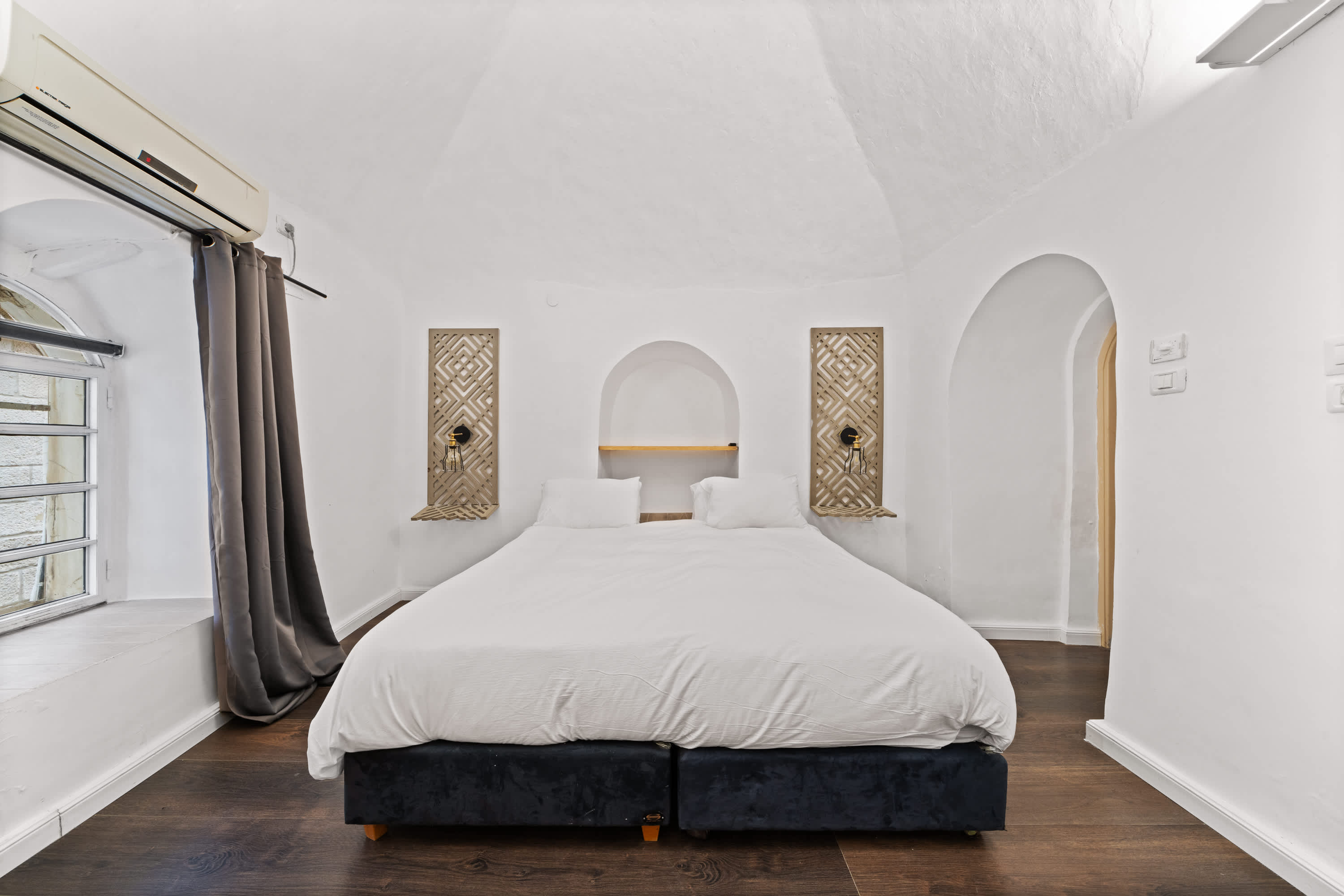 Elegant Mamilla Villa 5BR Rooftop Jacuzzi Steps from Old City photo 29