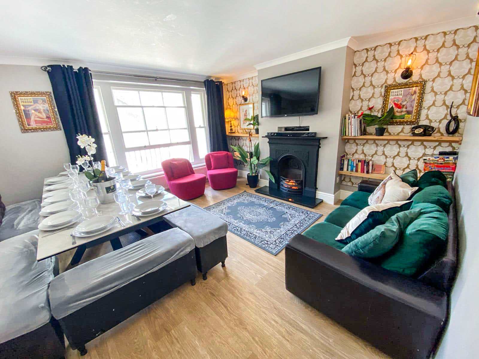 Hot Tub Hideaway - by Brighton Holiday Lets - Photo 1