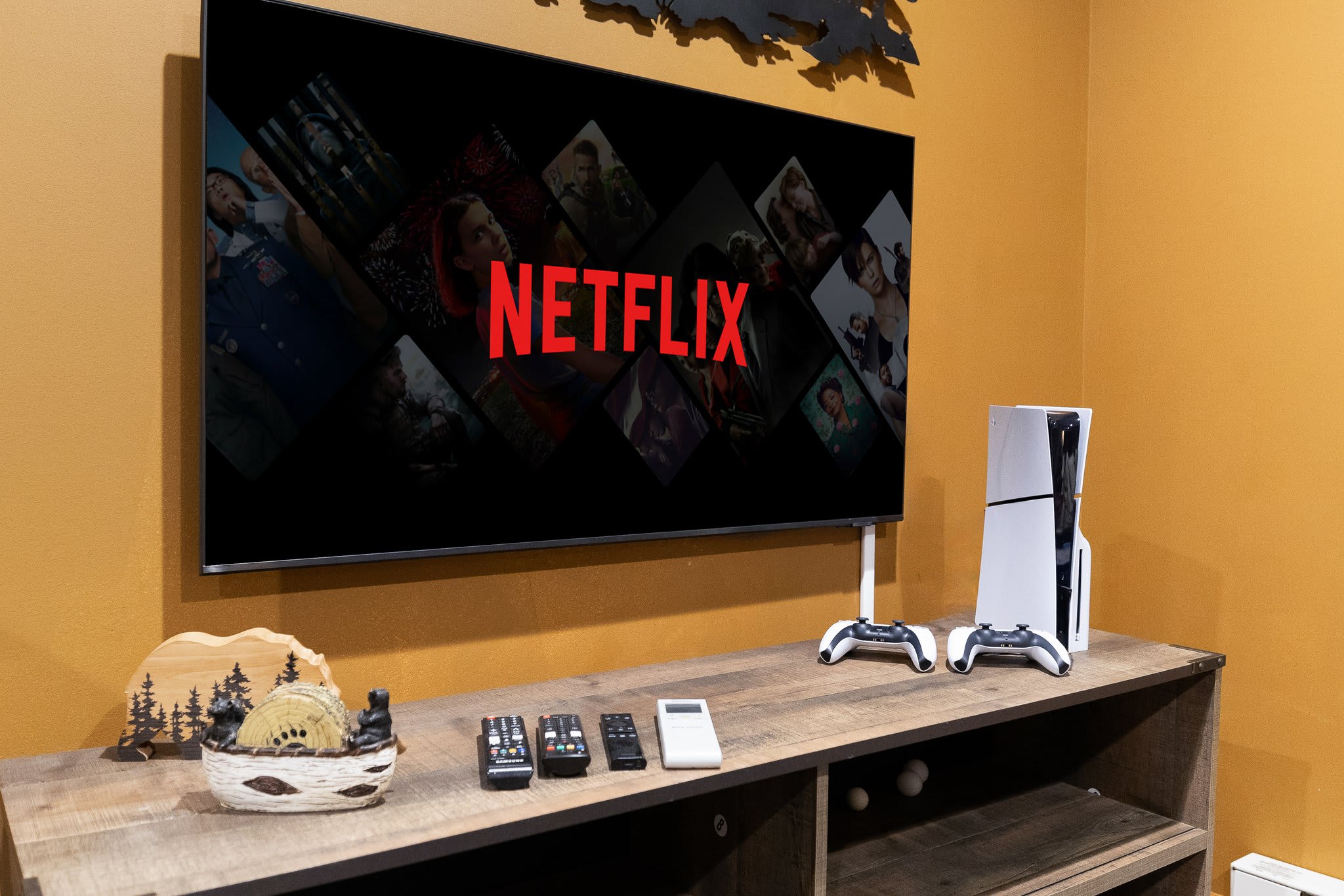 Stream your favorites on the big screen or fire up the PS5 this is your go-to zone for chill nights in.