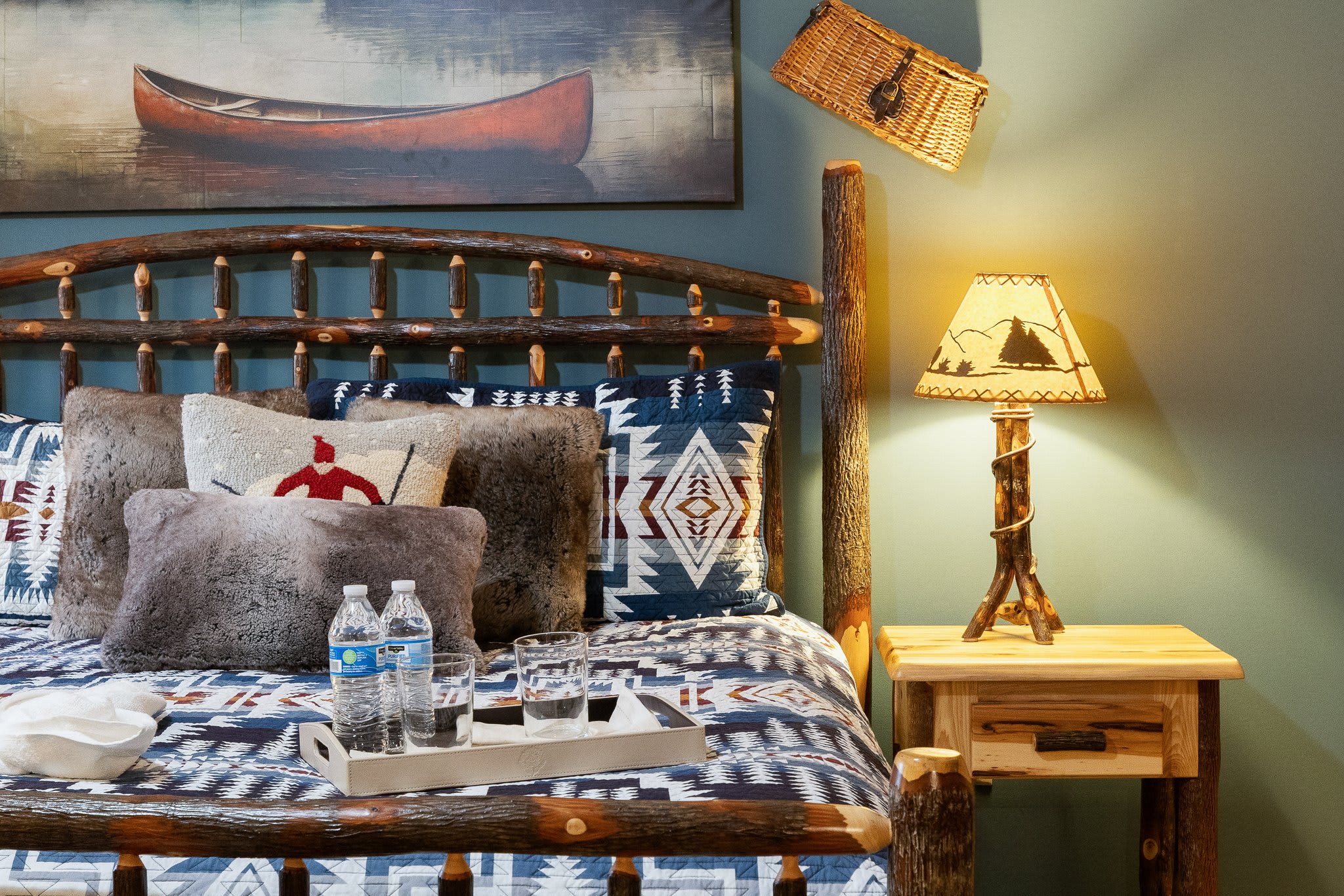Bedside lamps, vintage decor, and quiet corners perfect for a good book or a little journaling before sleep.