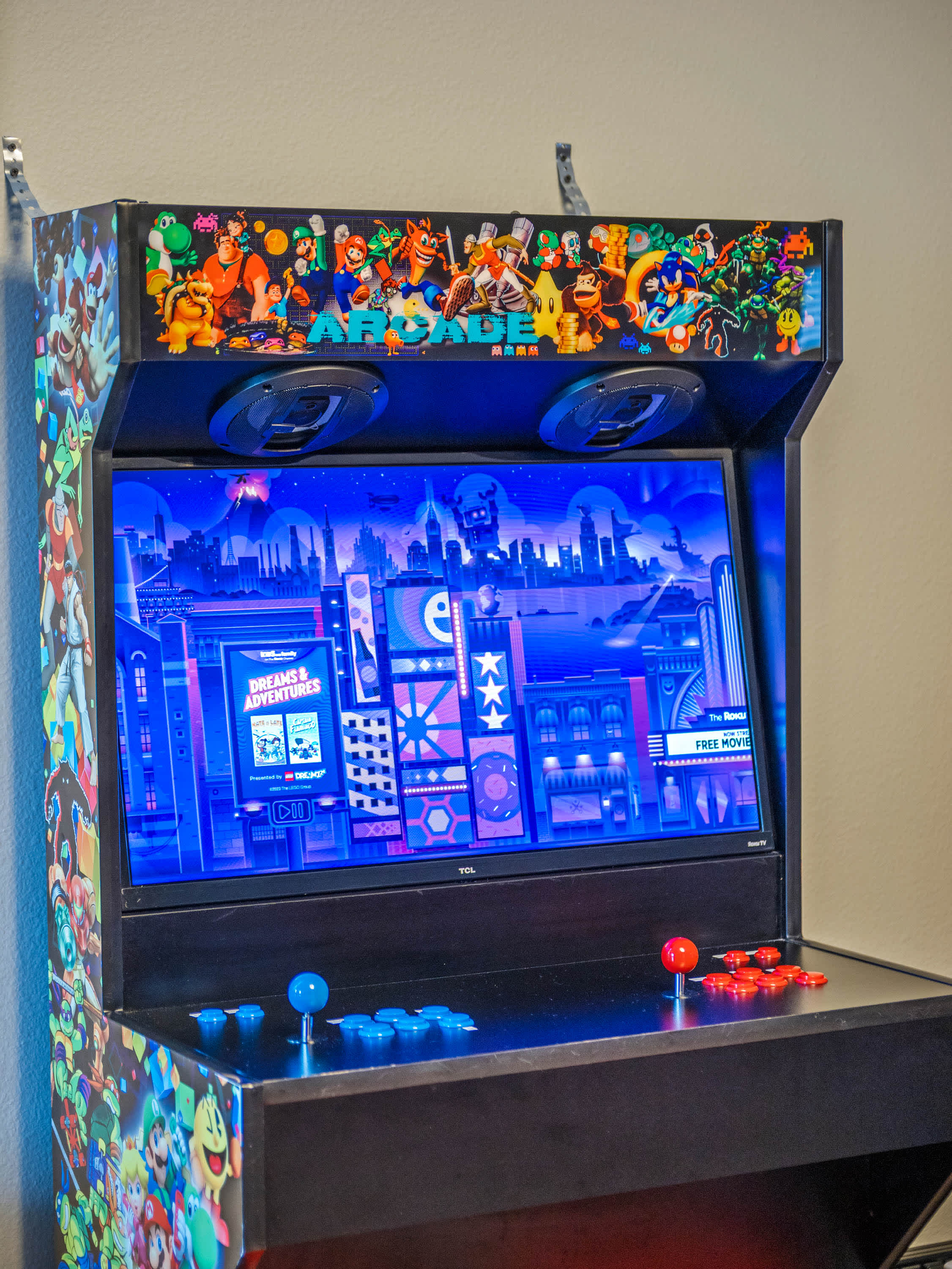 Resort home w/ pool, theater & game room