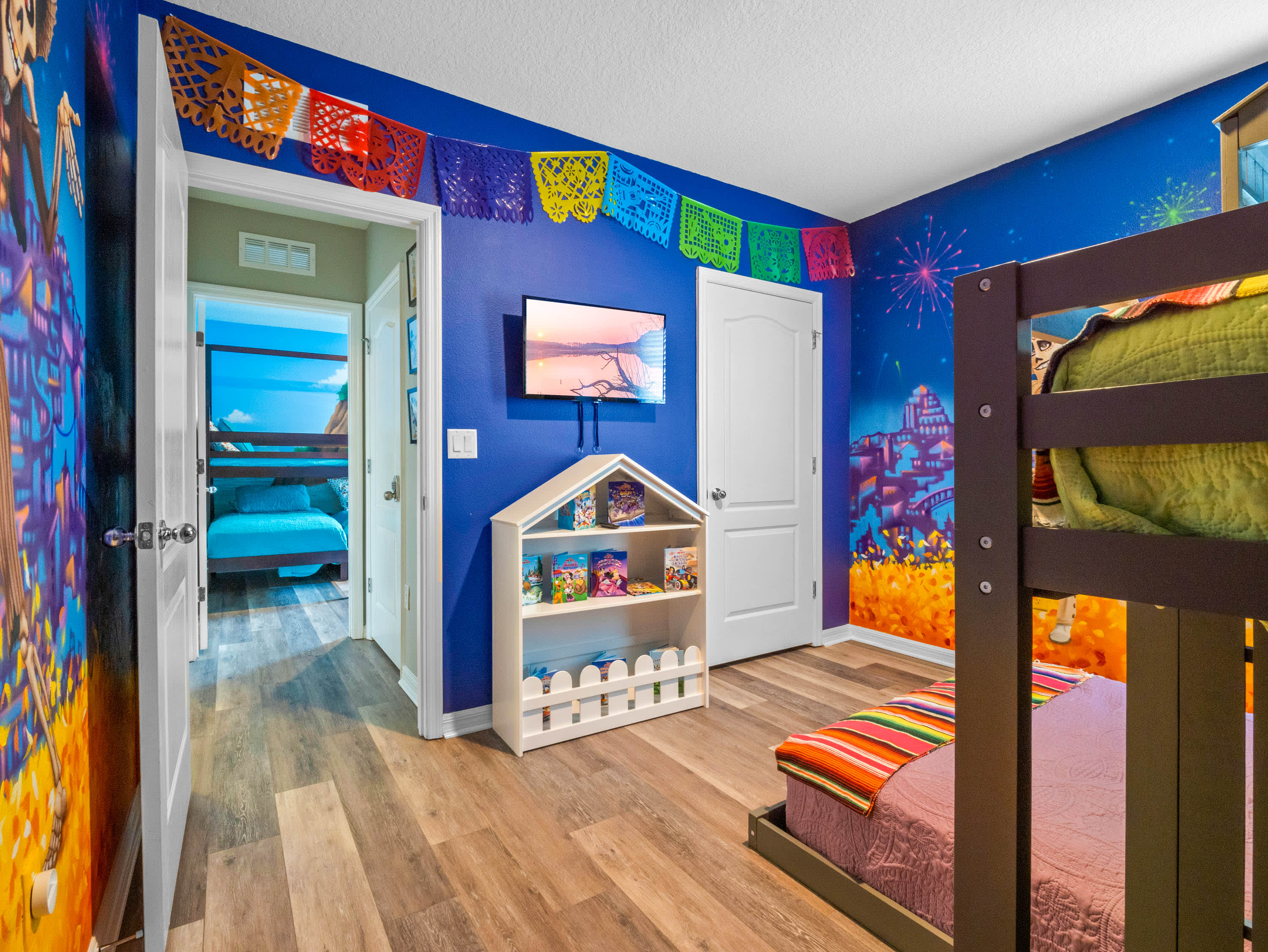 Resort home w/ pool, theater & game room