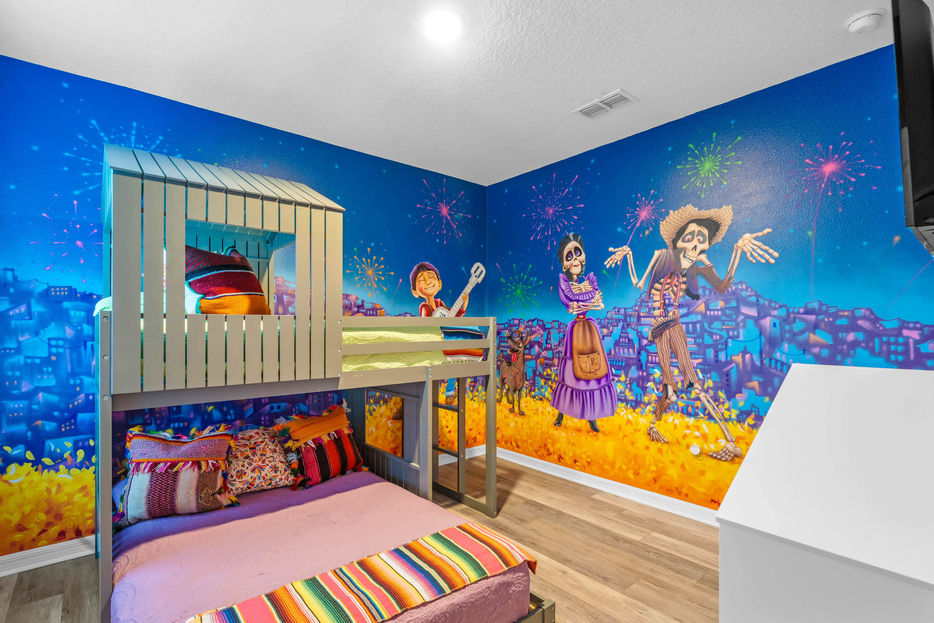 Resort home w/ pool, theater & game room