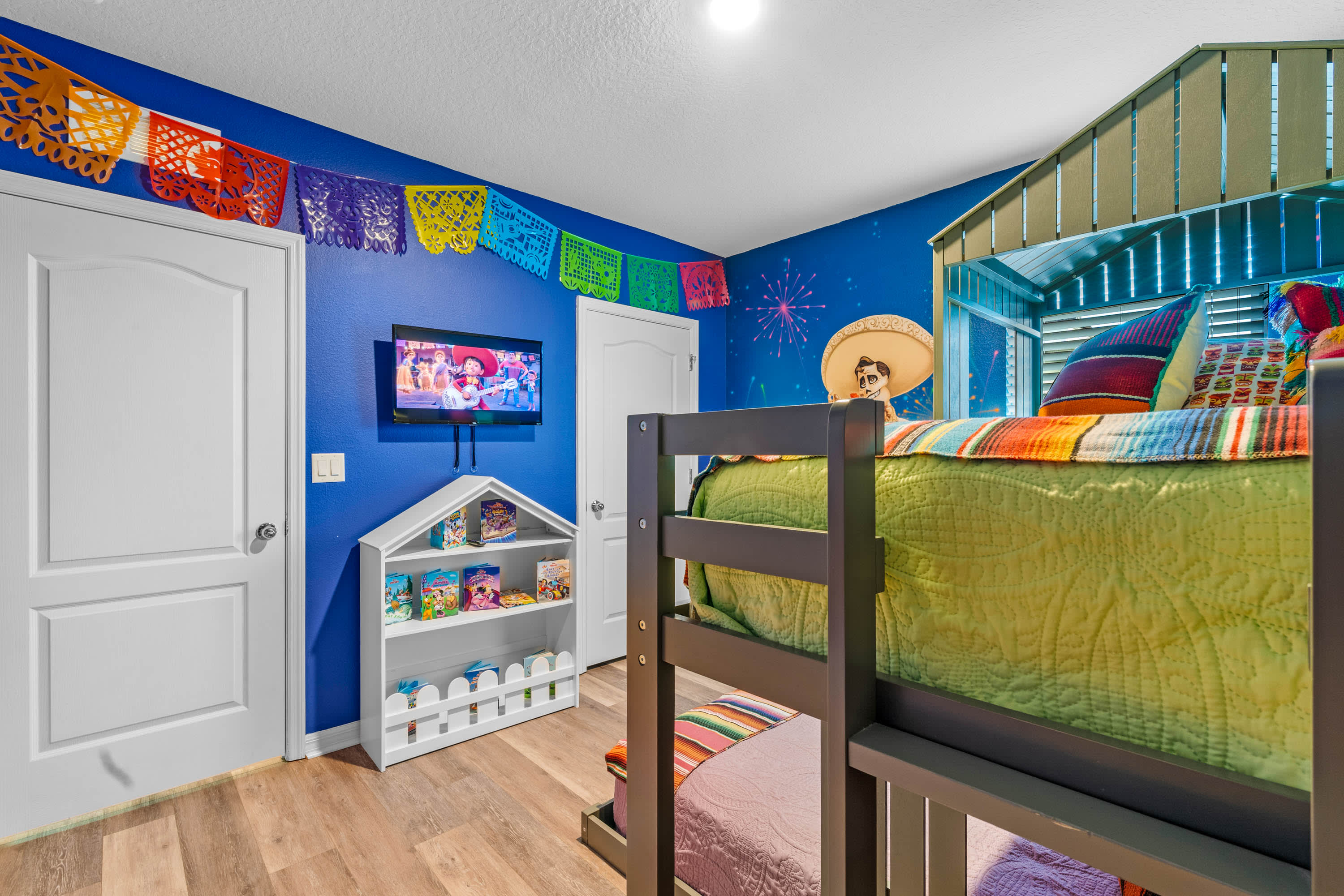 Resort home w/ pool, theater & game room