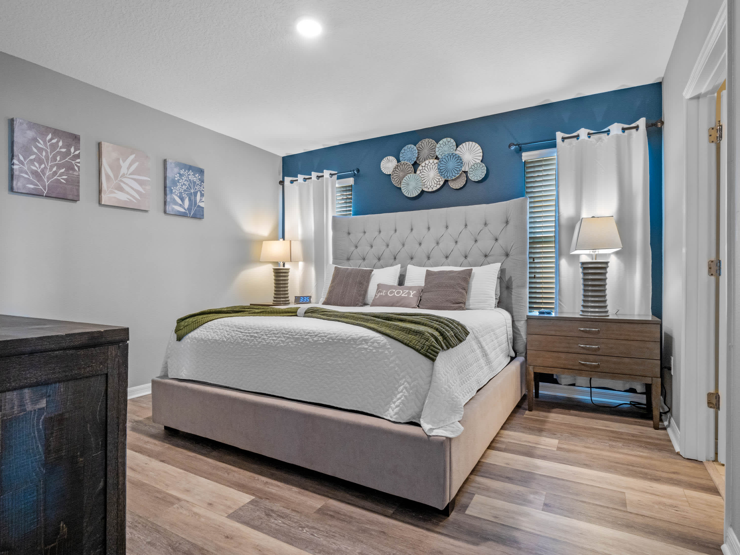 Resort home w/ pool, theater & game room