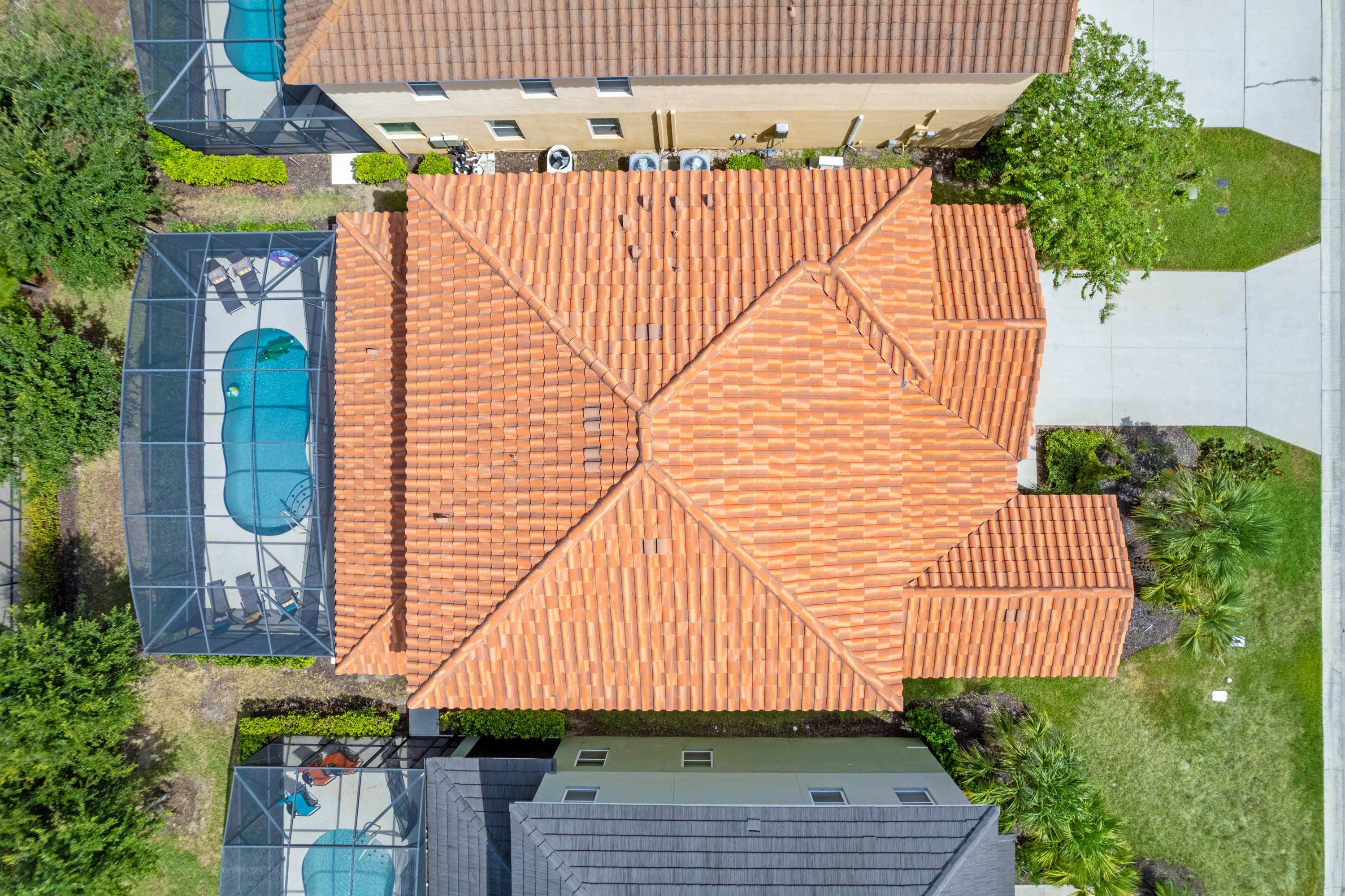 Resort home w/ pool, theater & game room