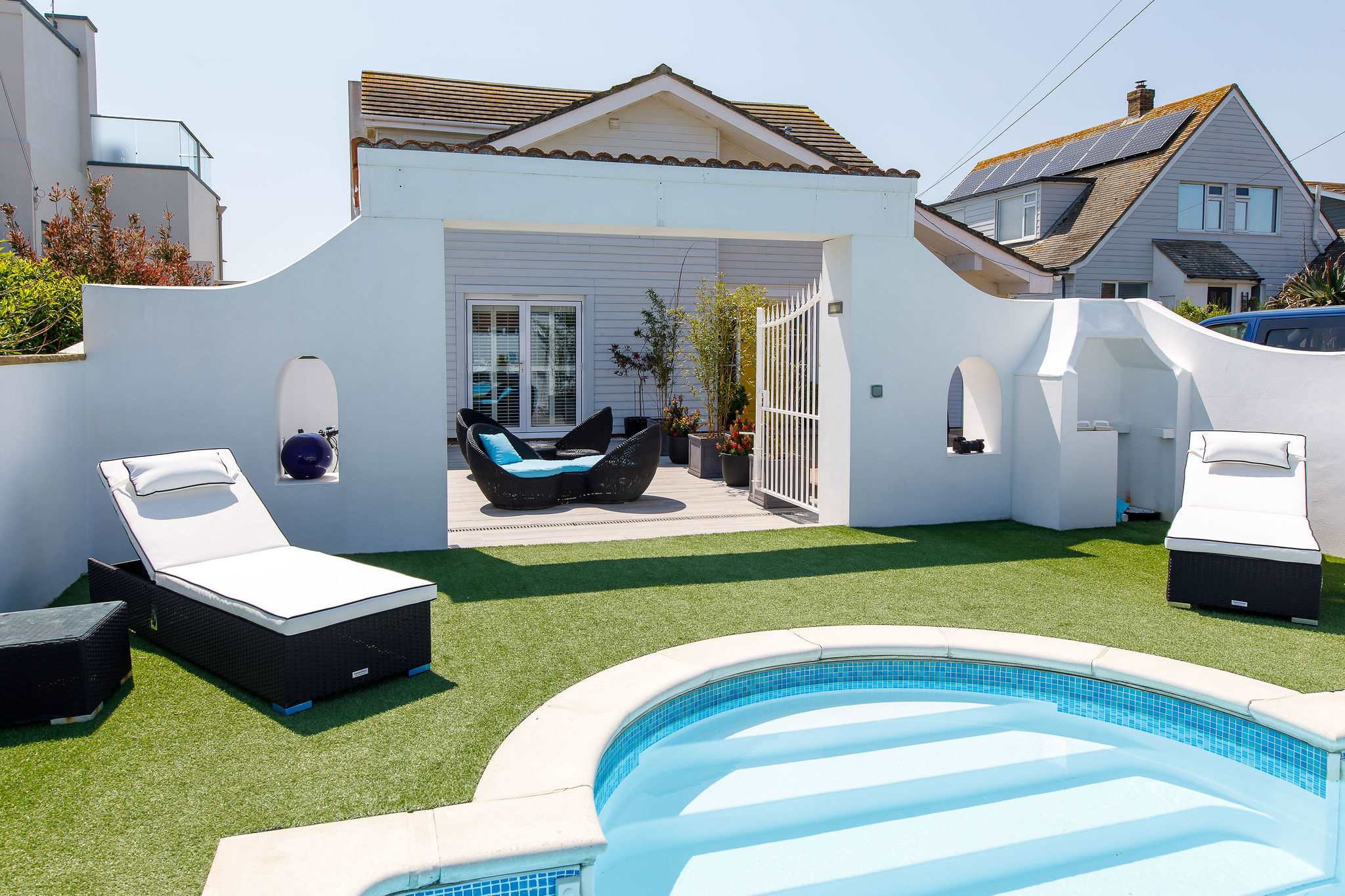 The pool has shallow steps for easy access.